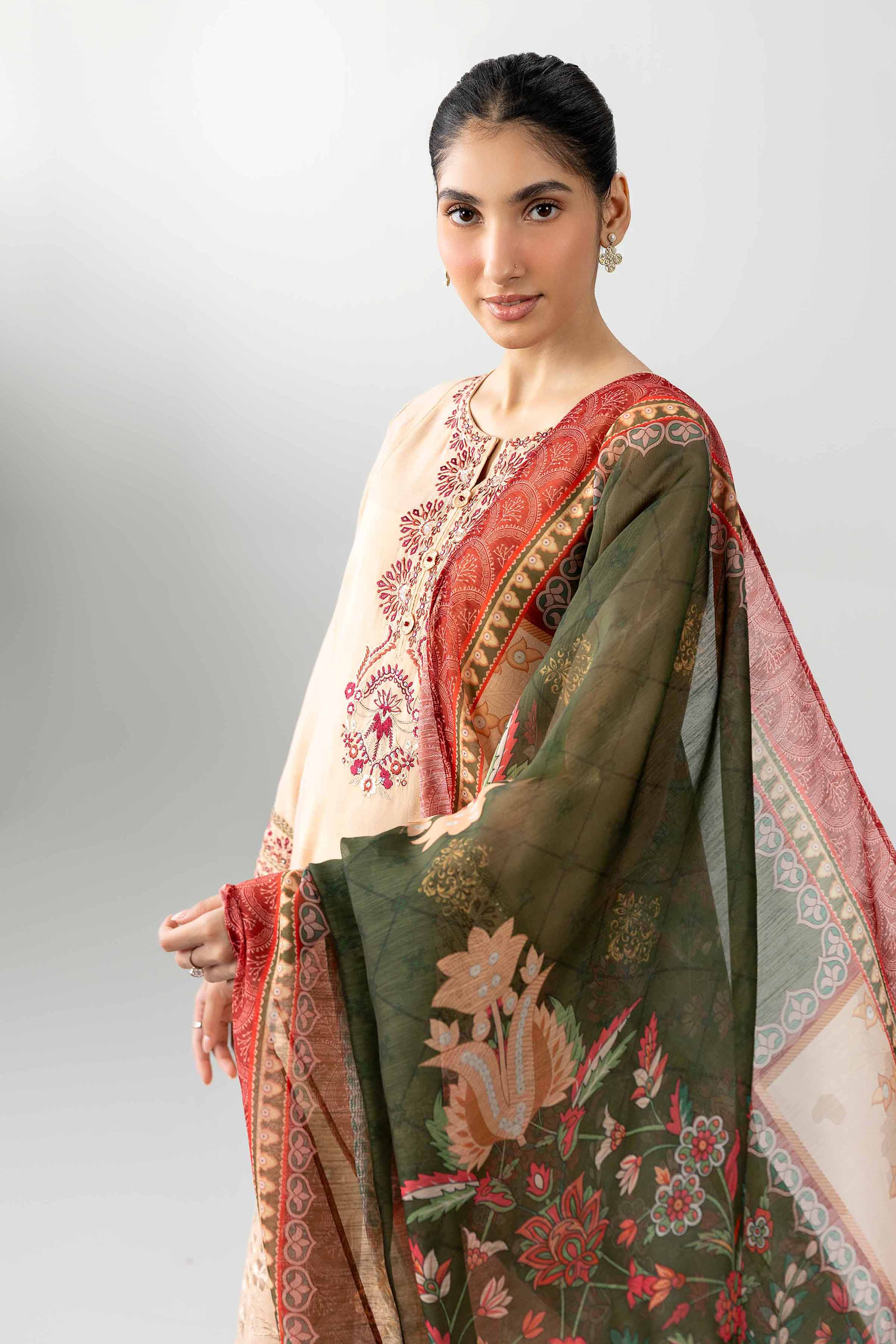 2 Piece - Embroidered Suit - PE26-130