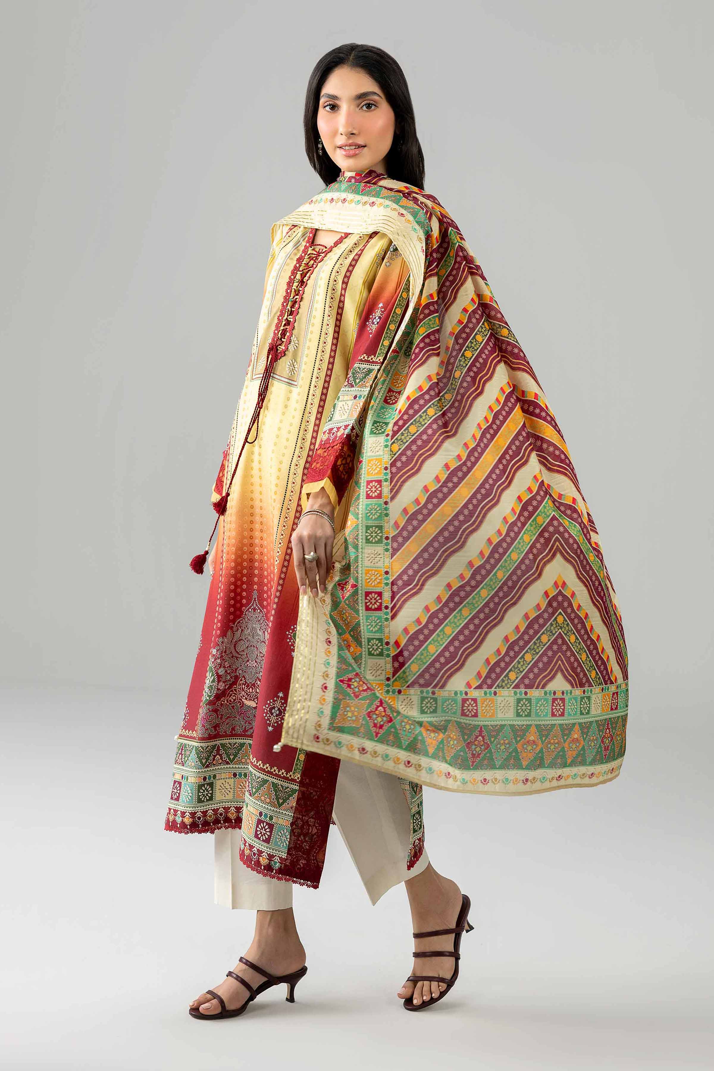 2 Piece - Embroidered Suit - PE26-134