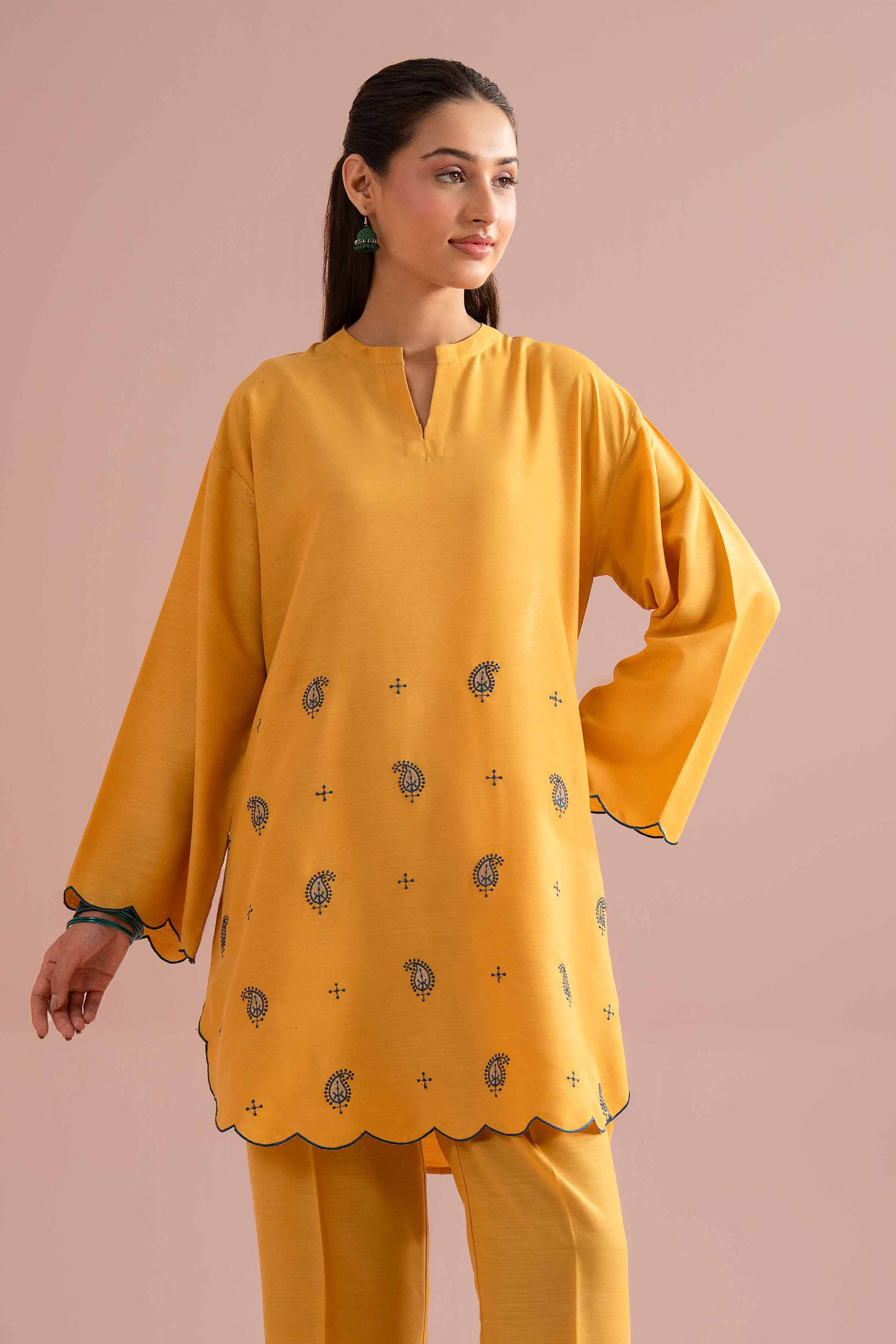 2 Piece - Embroidered Suit - PE26-162