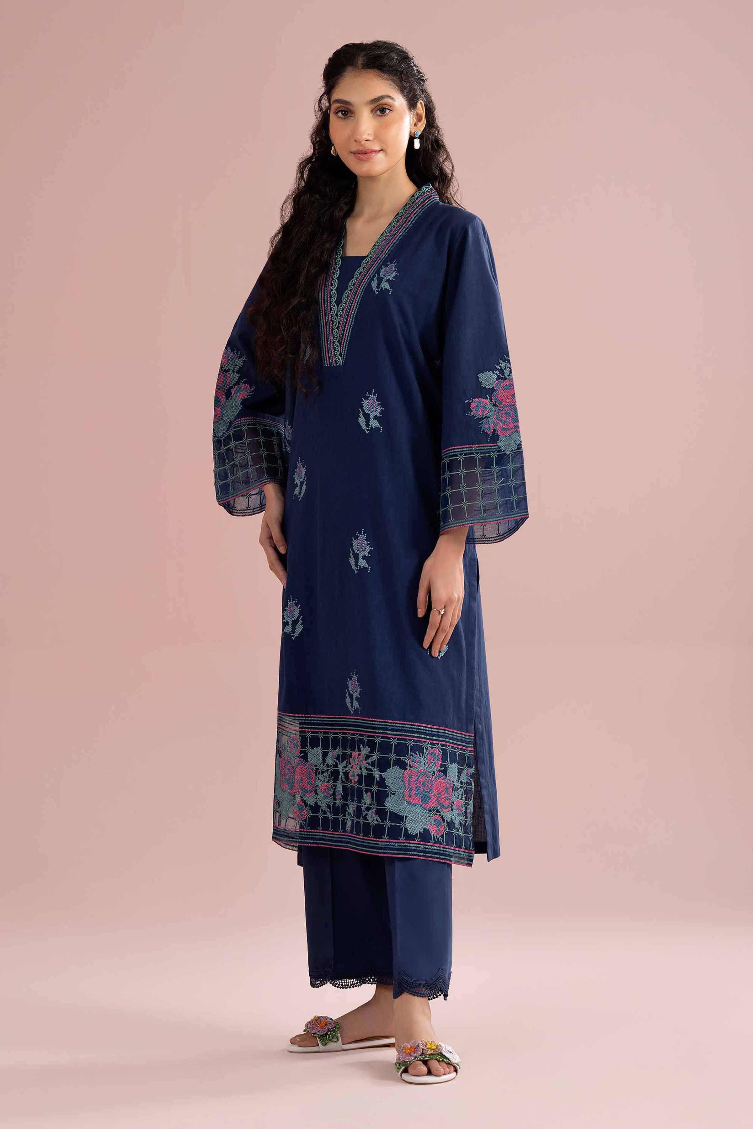 2 Piece - Embroidered Suit - PE26-230