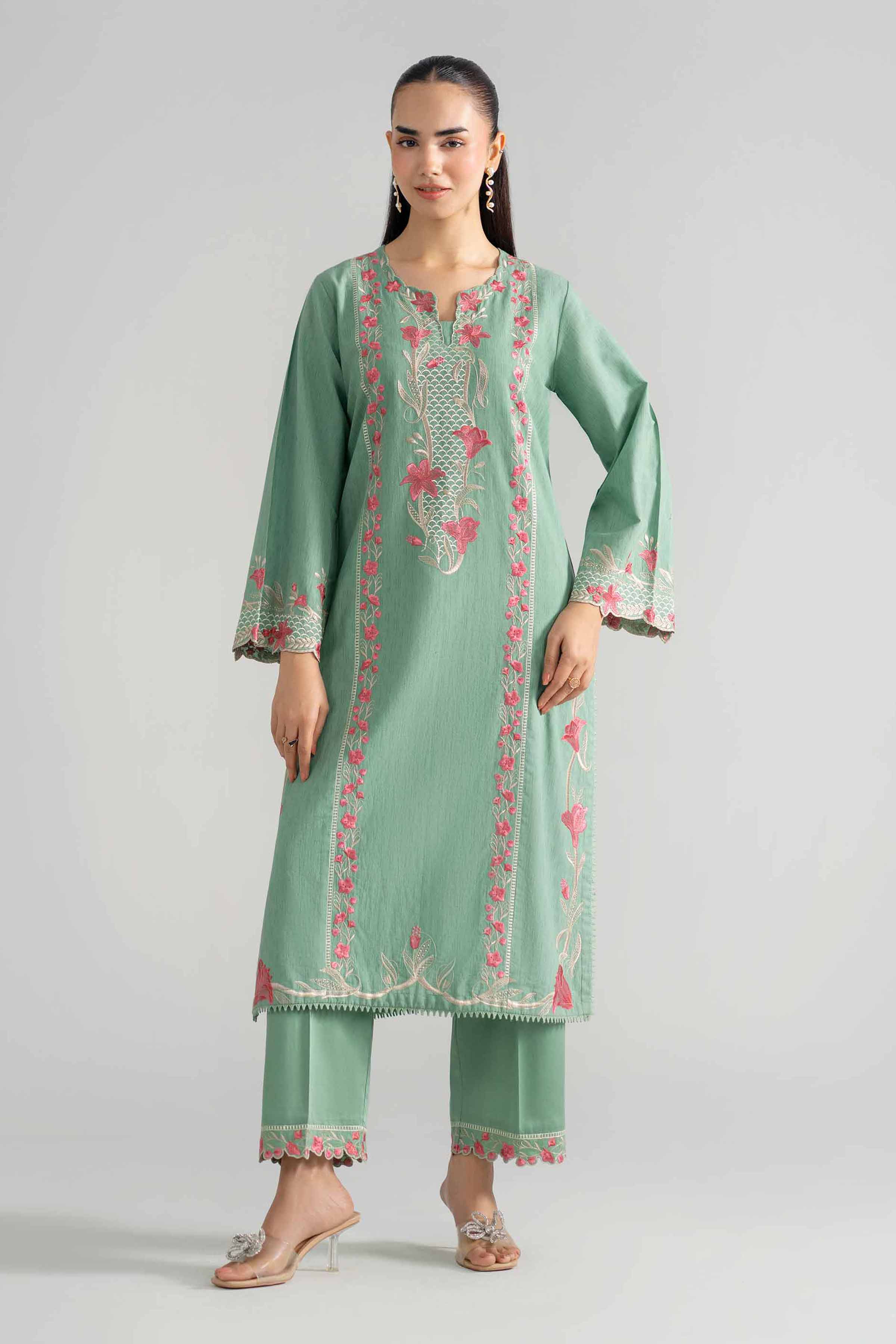 2 Piece - Embroidered Suit - PE26-234
