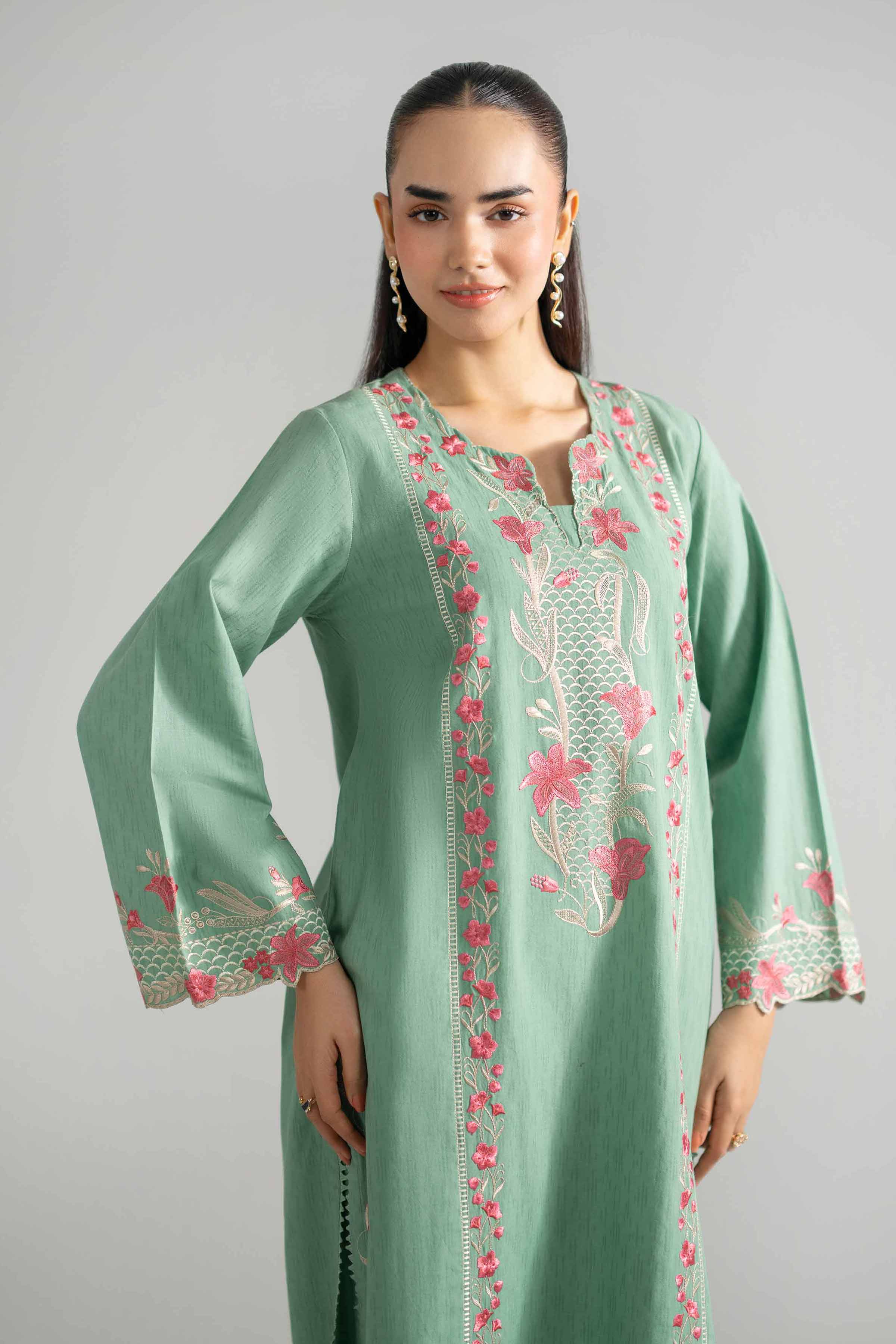 2 Piece - Embroidered Suit - PE26-234