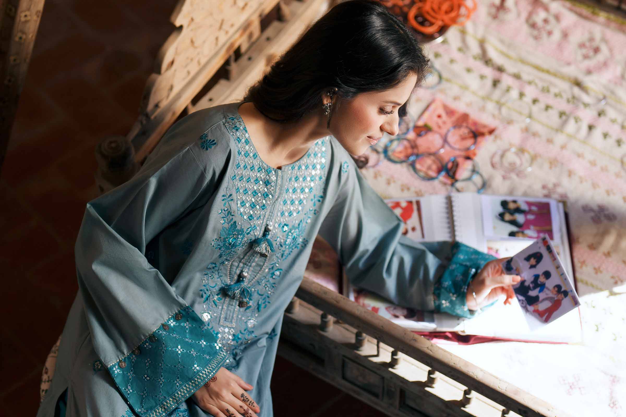 2 Piece - Embroidered Suit - PE26-236