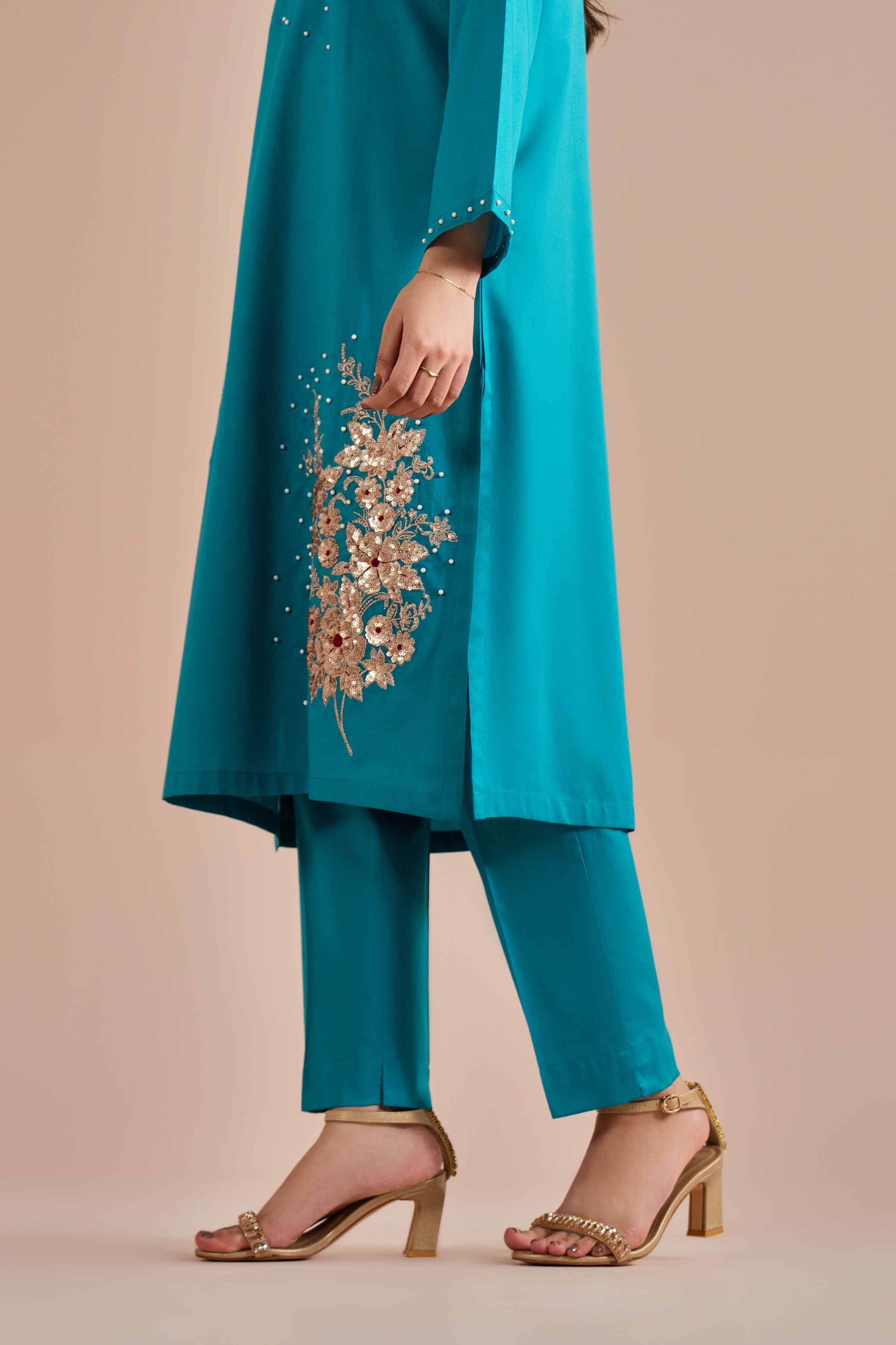 2 Piece - Embroidered Suit - PE26-246