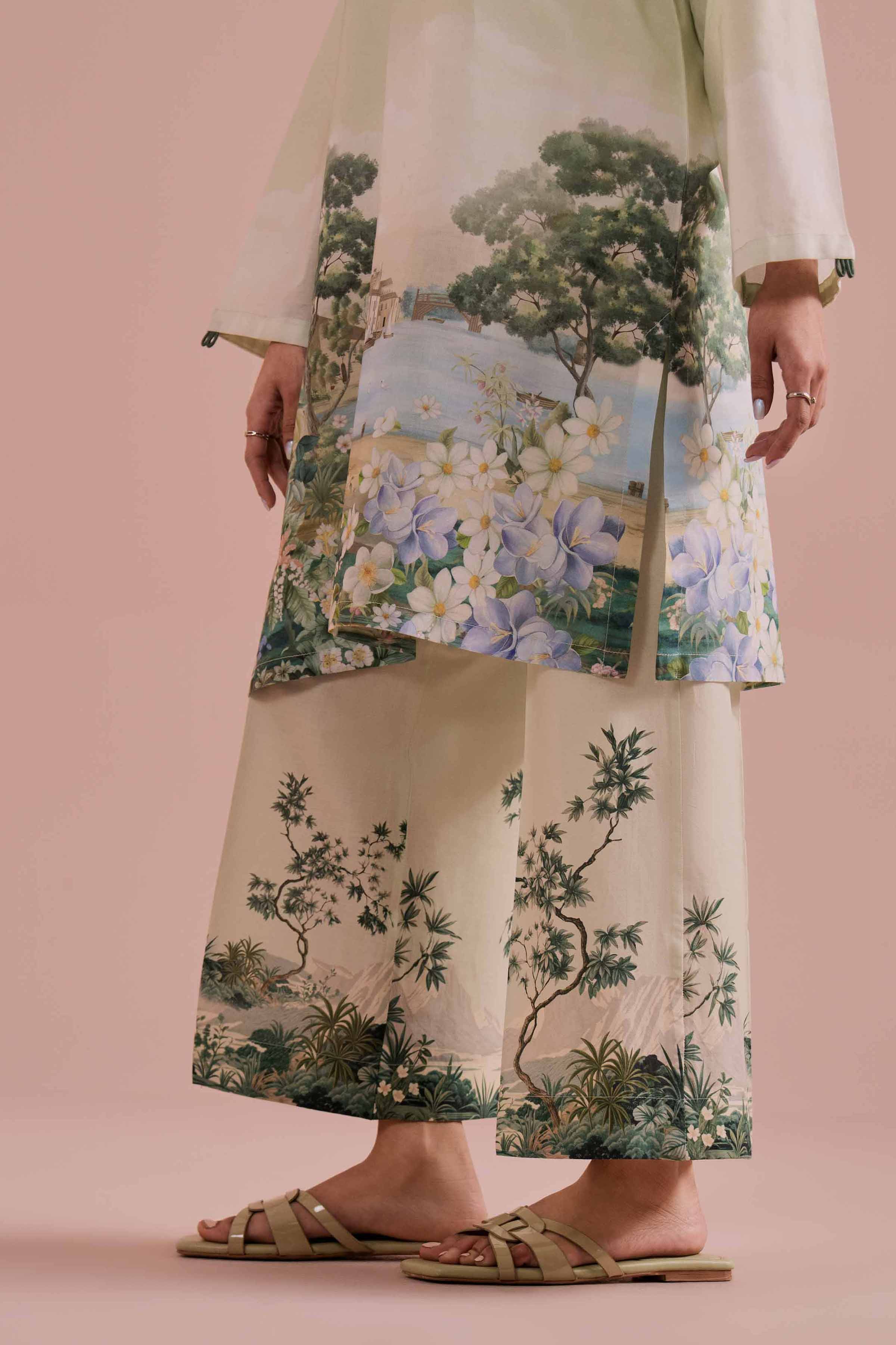 2 Piece - Printed Suit - PE26-273