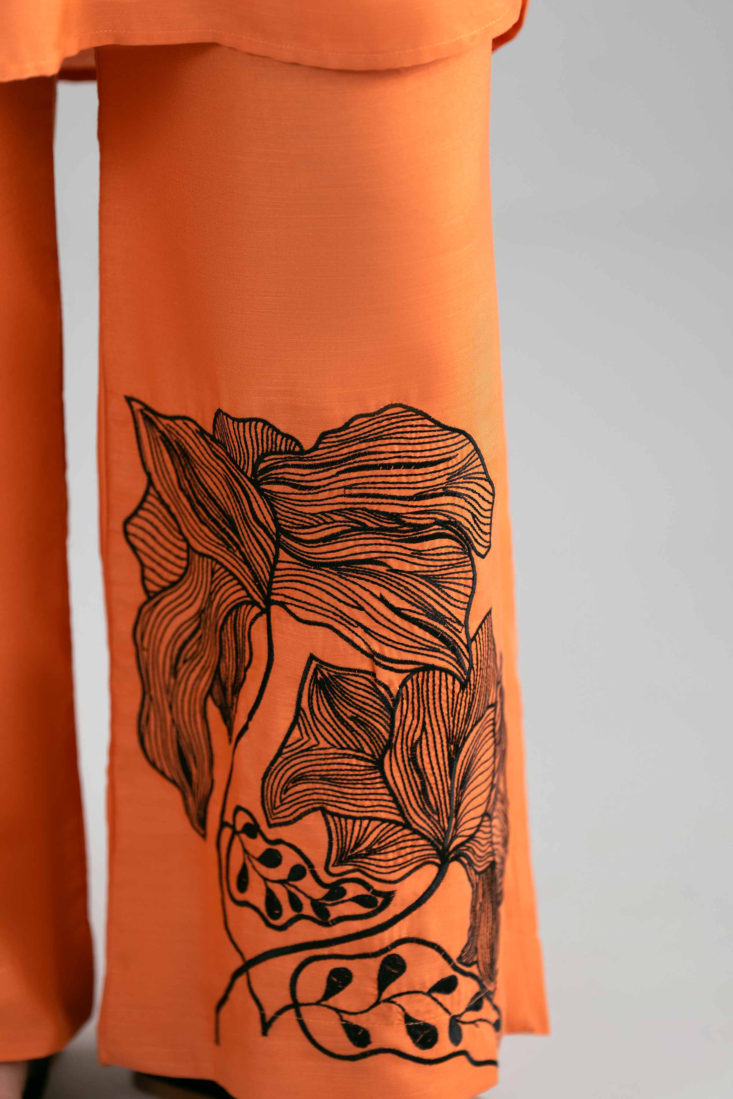 2 Piece - Embroidered Suit - PE26-394