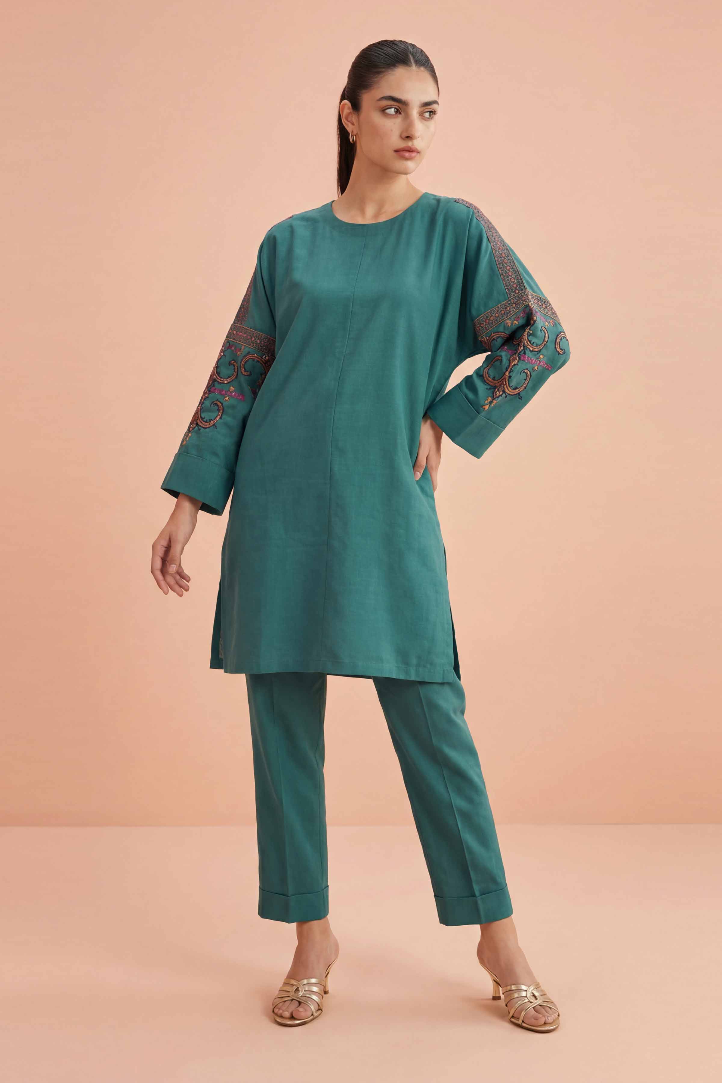 2 Piece - Embroidered Suit - PE26-408