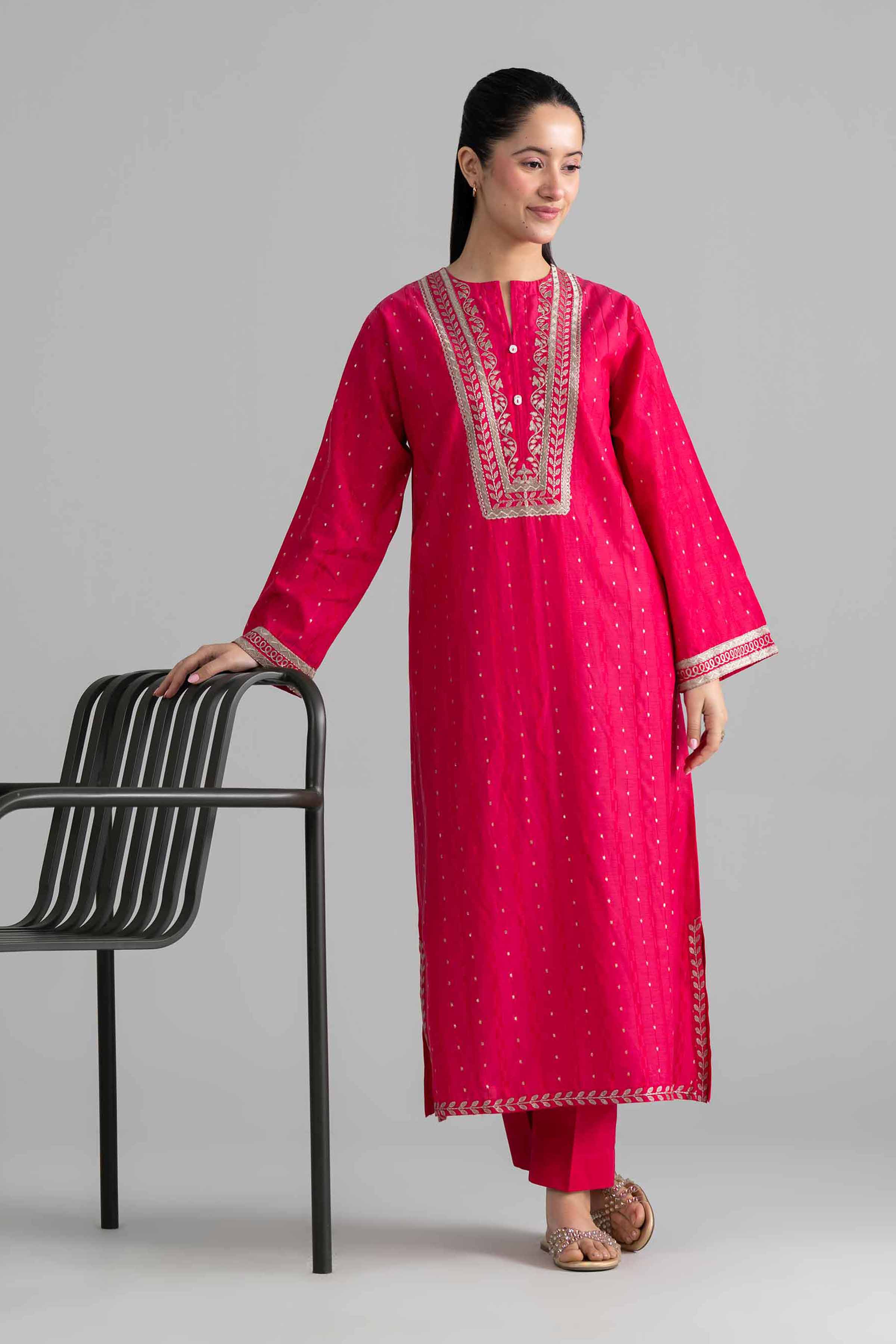 2 Piece - Embroidered Suit - PE26-460
