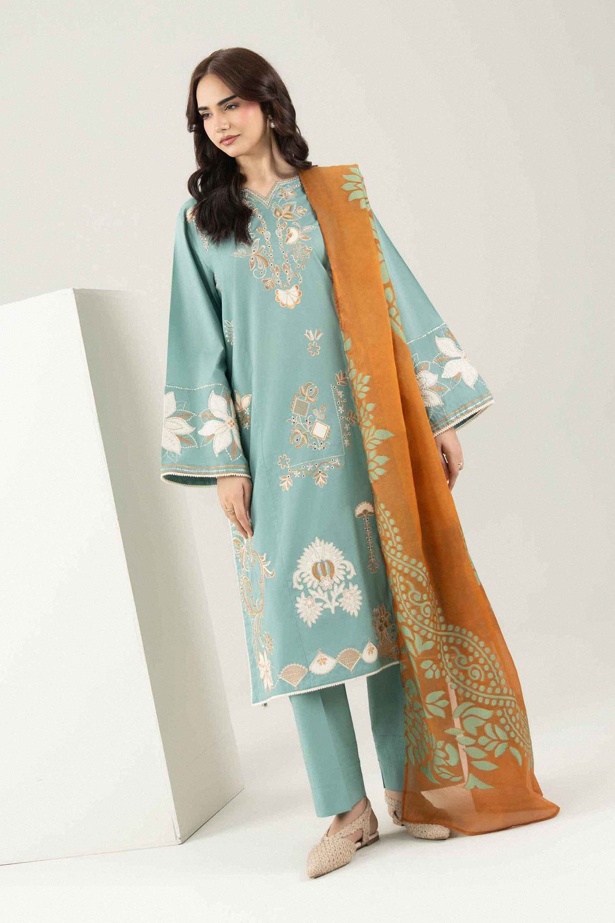 3 PIECE - EMBROIDERED SUIT - PE26-546 for Women - Pret Collection | Nishat | Shop Online