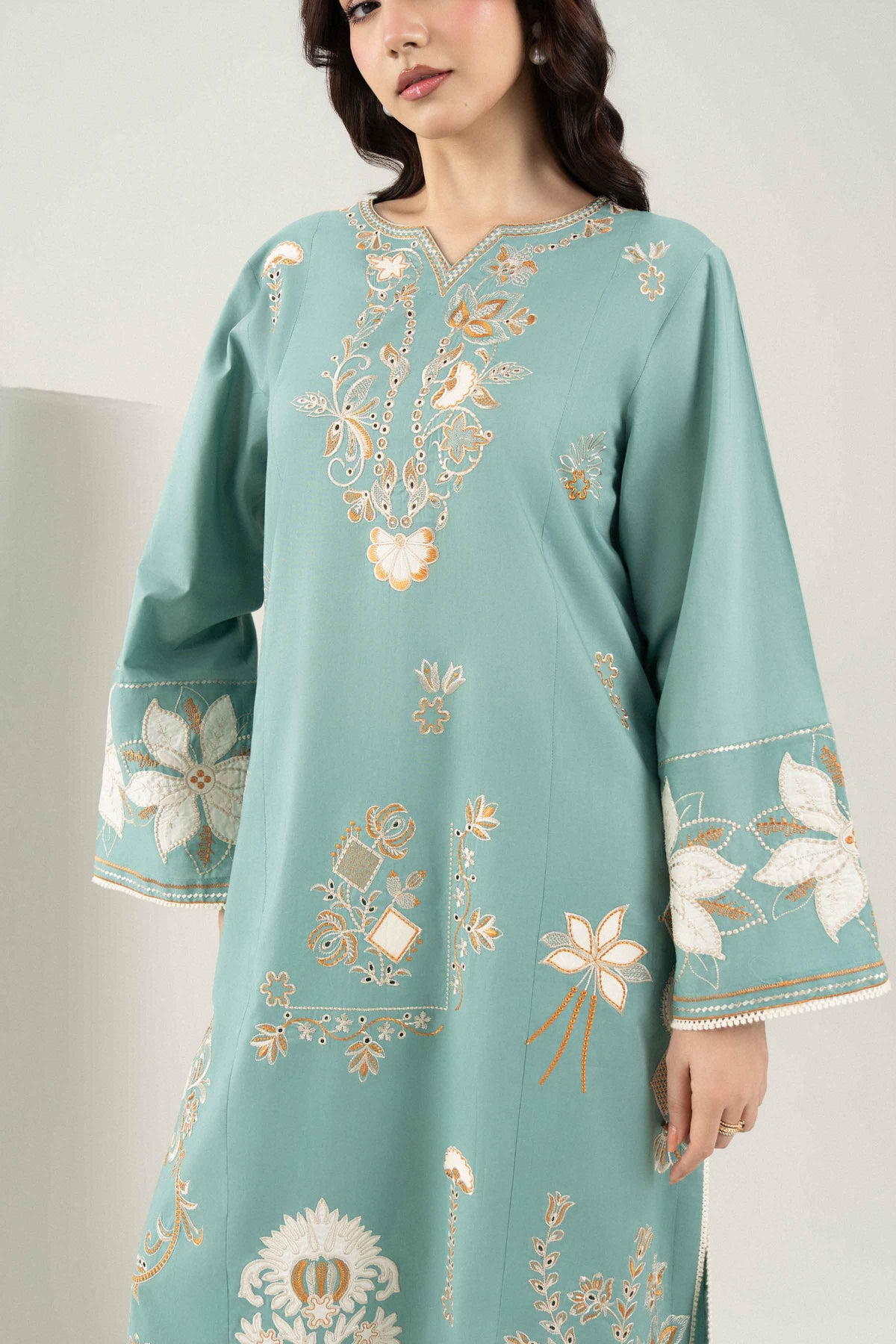 3 PIECE - EMBROIDERED SUIT - PE26-546 for Women - Pret Collection | Nishat | Shop Online