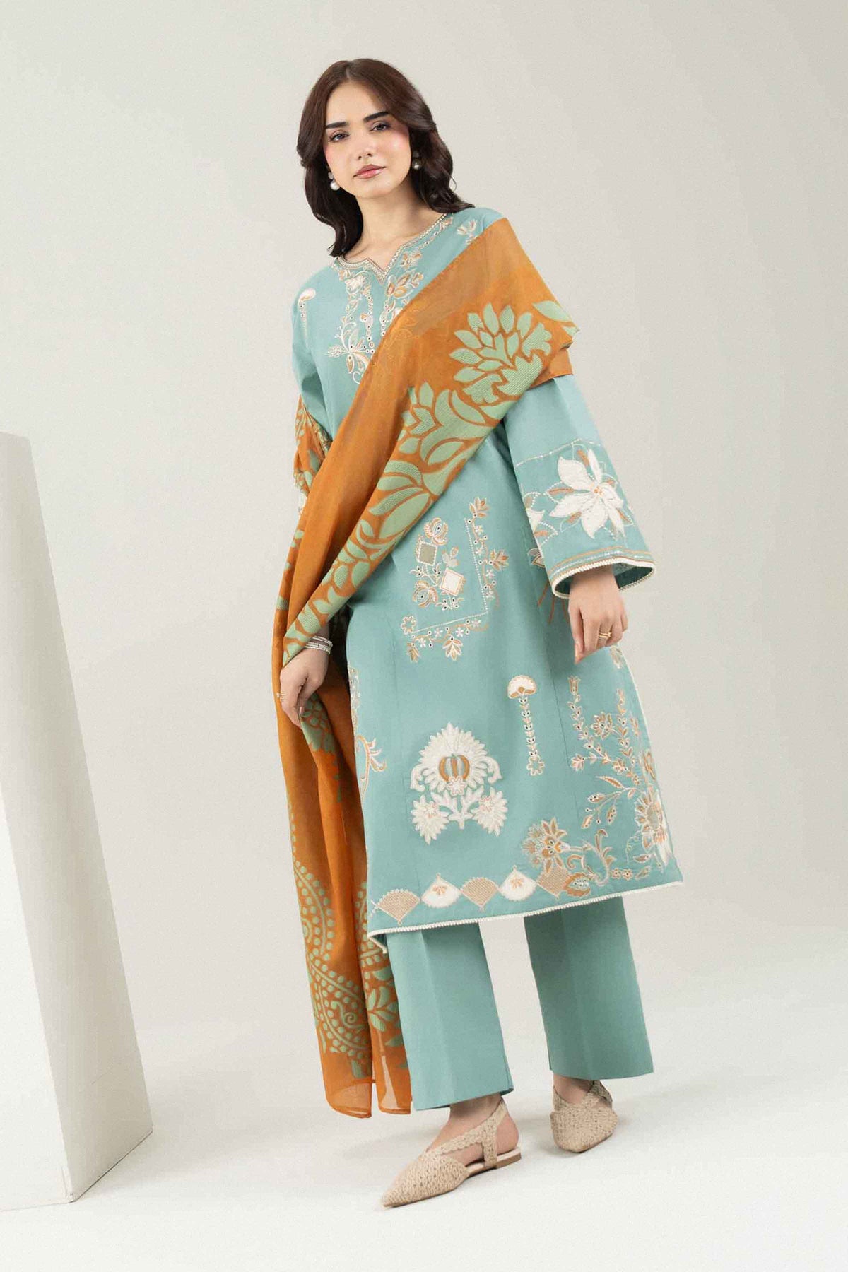 3 PIECE - EMBROIDERED SUIT - PE26-546 for Women - Pret Collection | Nishat | Shop Online
