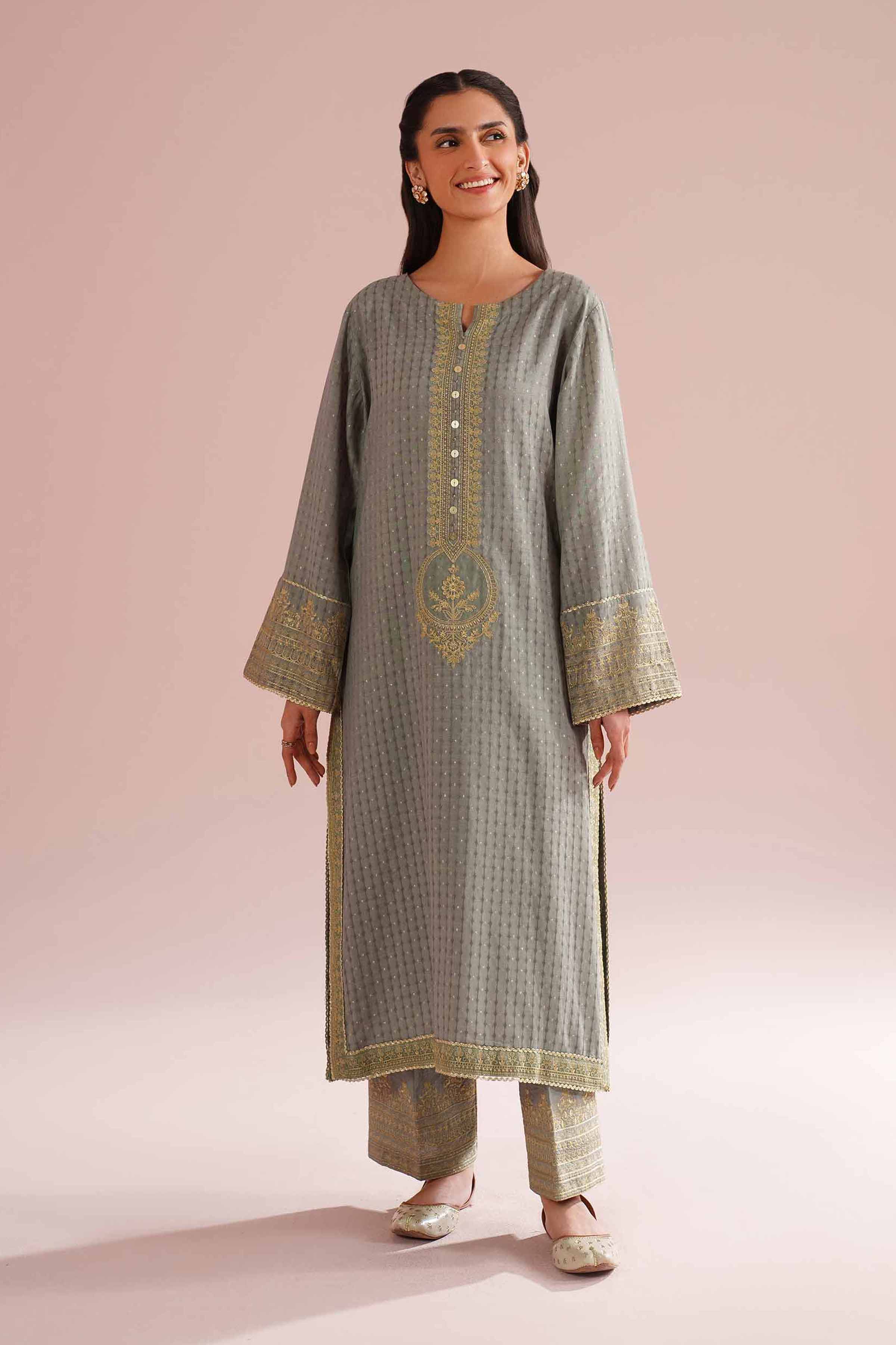 2 Piece - Embroidered Suit - PE26-59