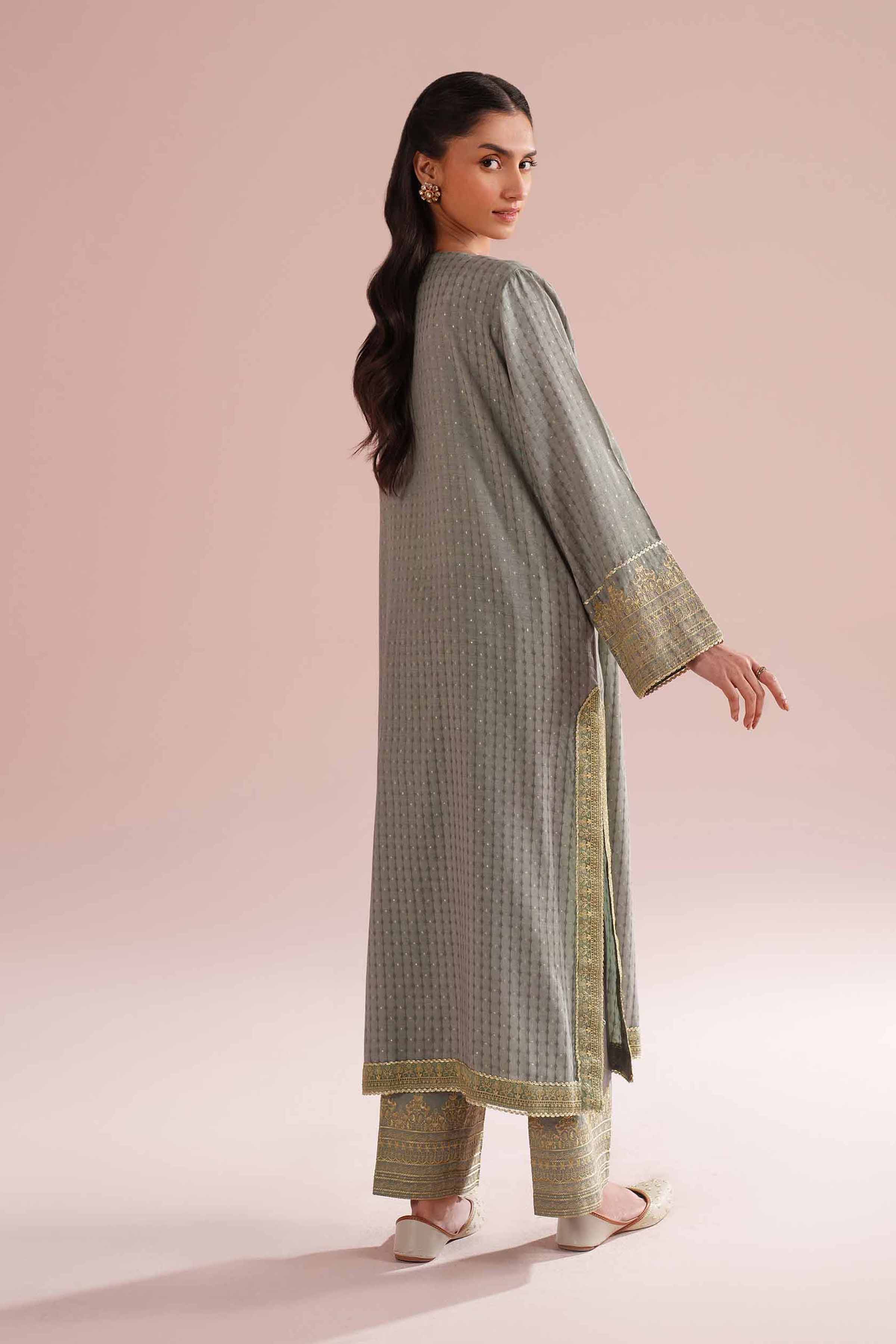 2 Piece - Embroidered Suit - PE26-59