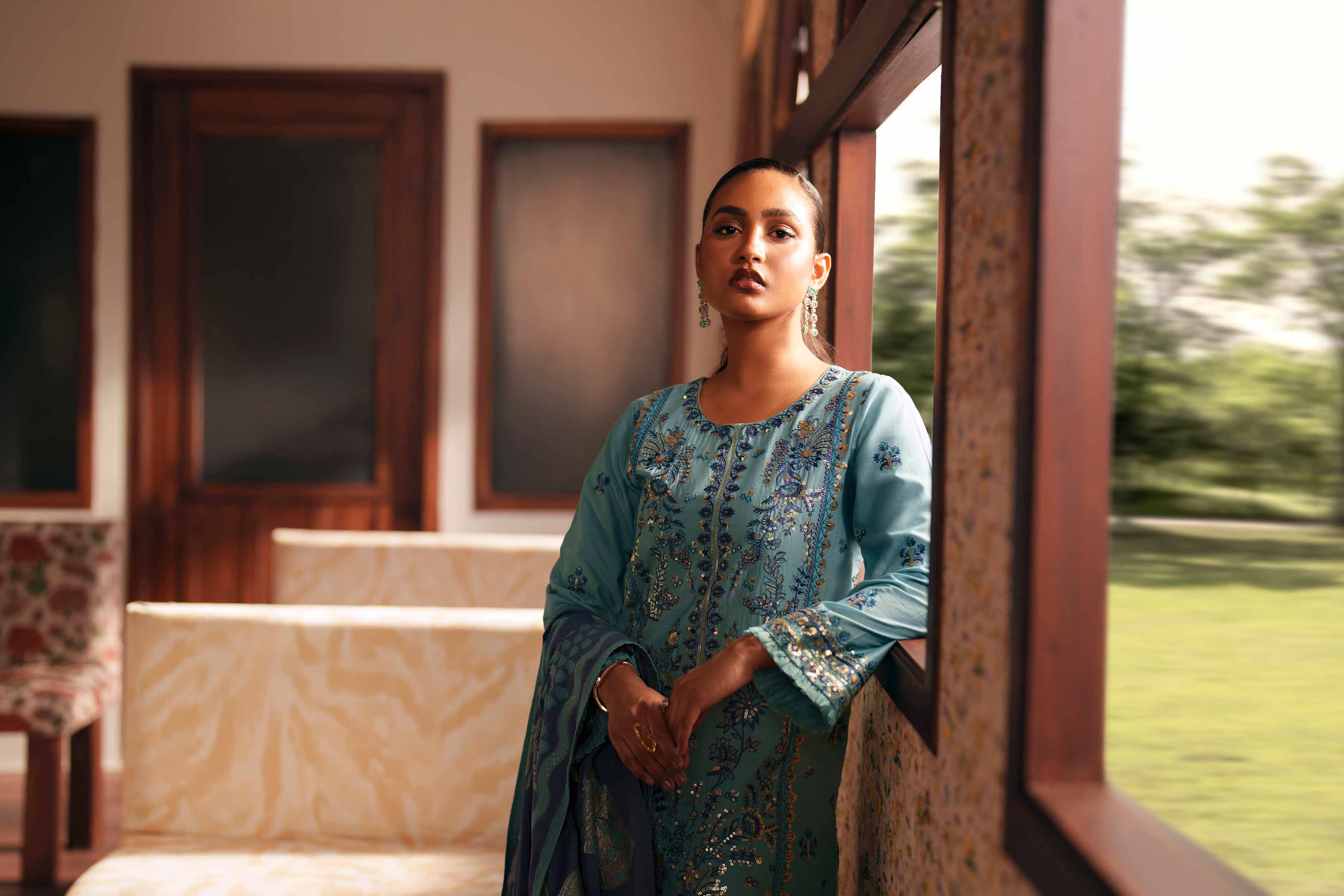 3 Piece - Embroidered Suit - PE26-77