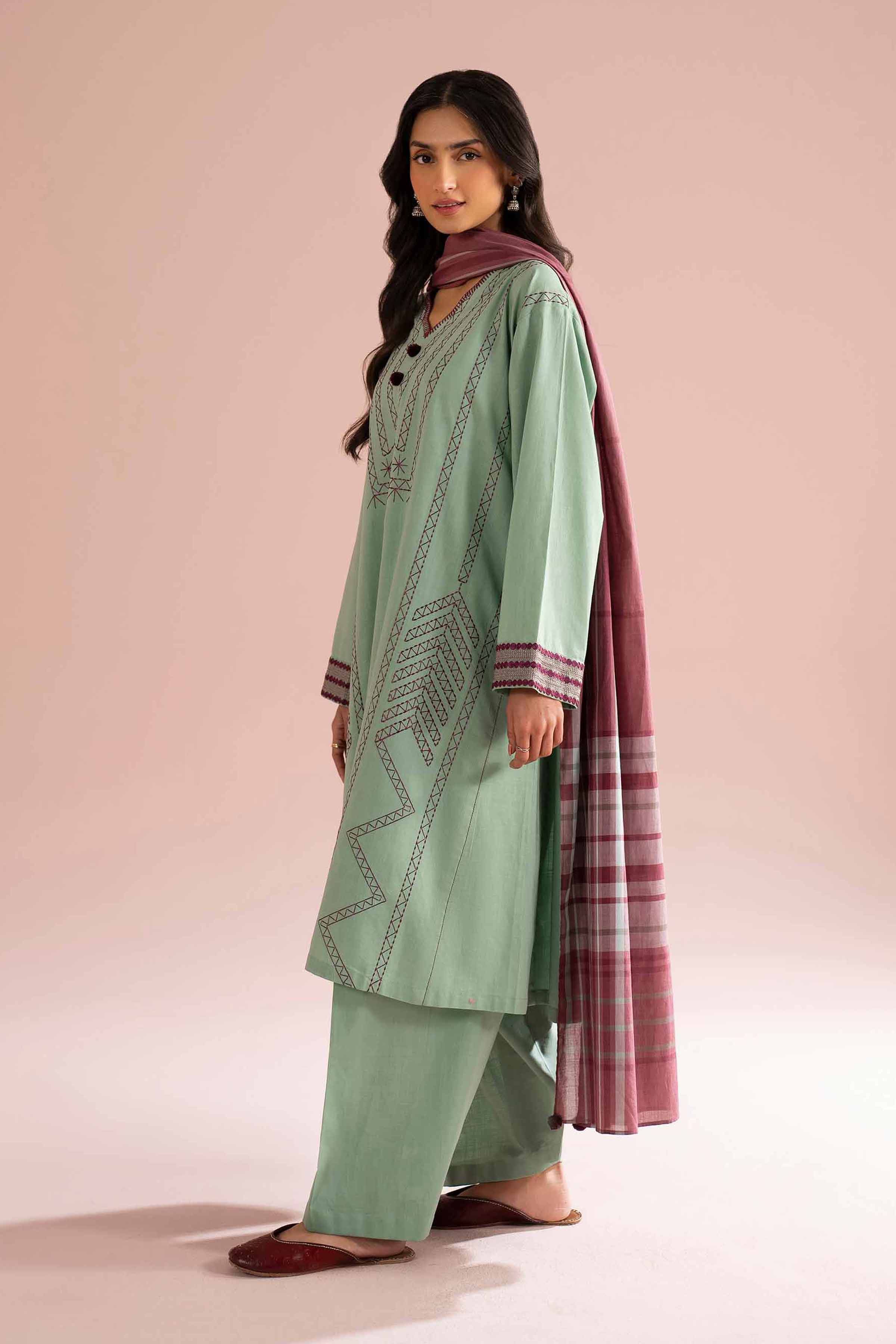 3 Piece - Embroidered Suit - PE26-79