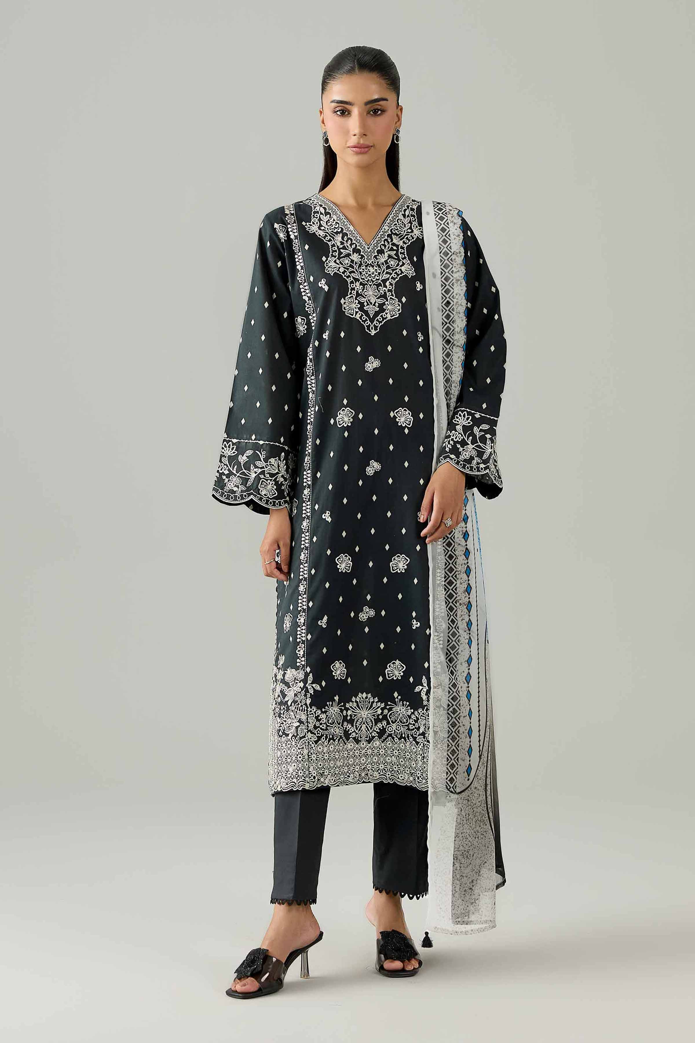 3 Piece - Embroidered Suit - PMS26-08