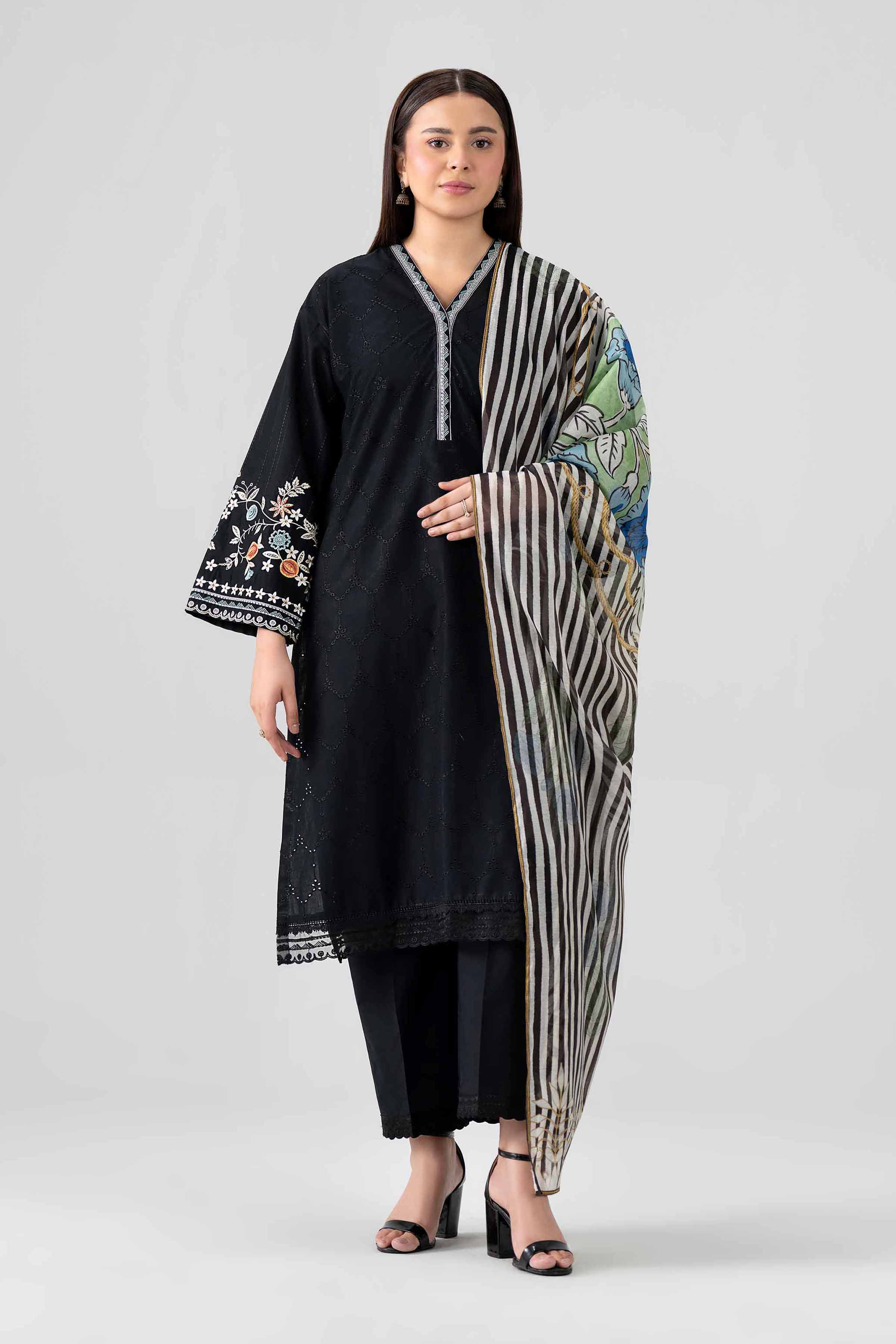3 Piece - Printed Embroidered Suit - PS26-114