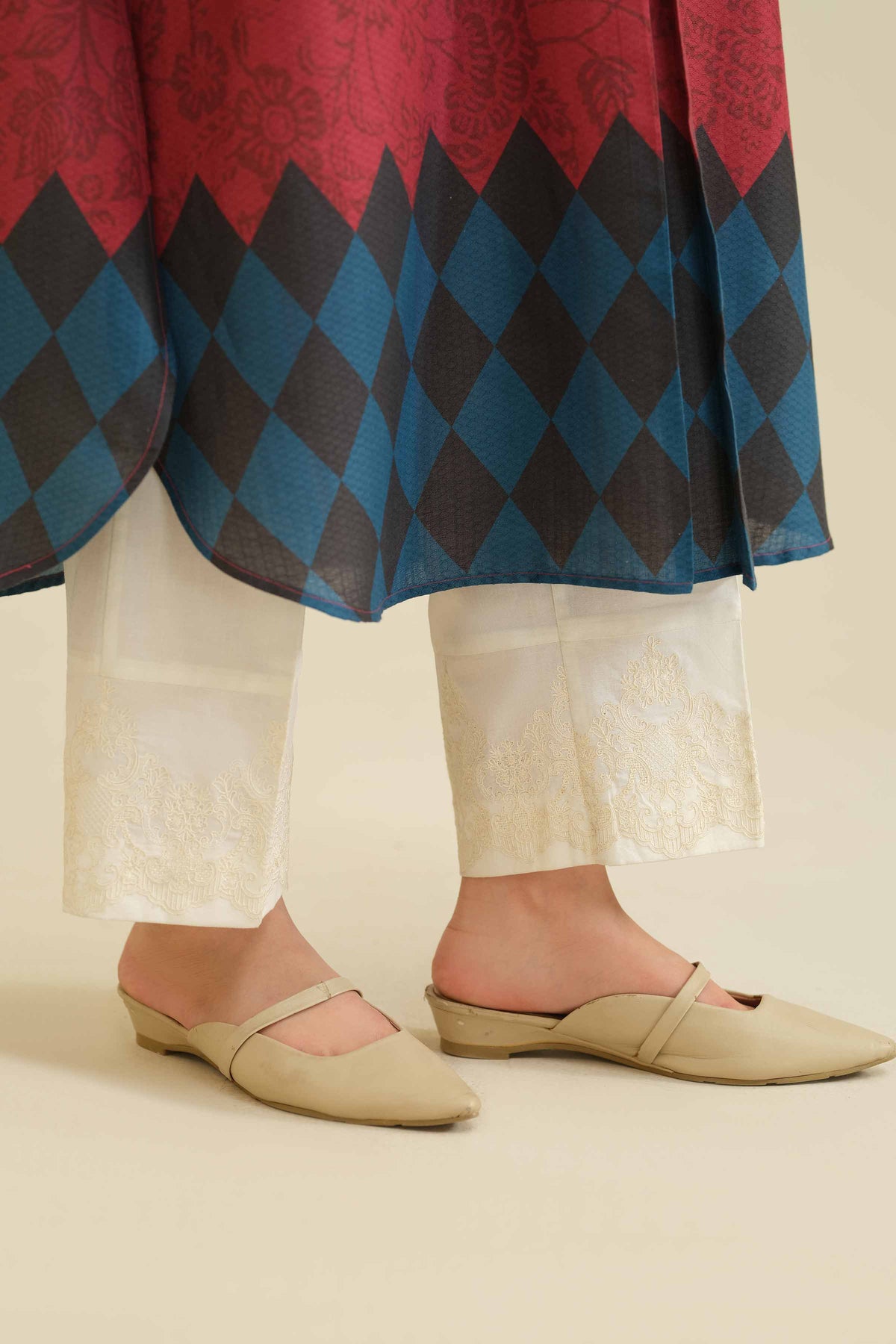 Embroidered Trousers - PW25-105 for Women - Pret Collection | Nishat | Shop Online