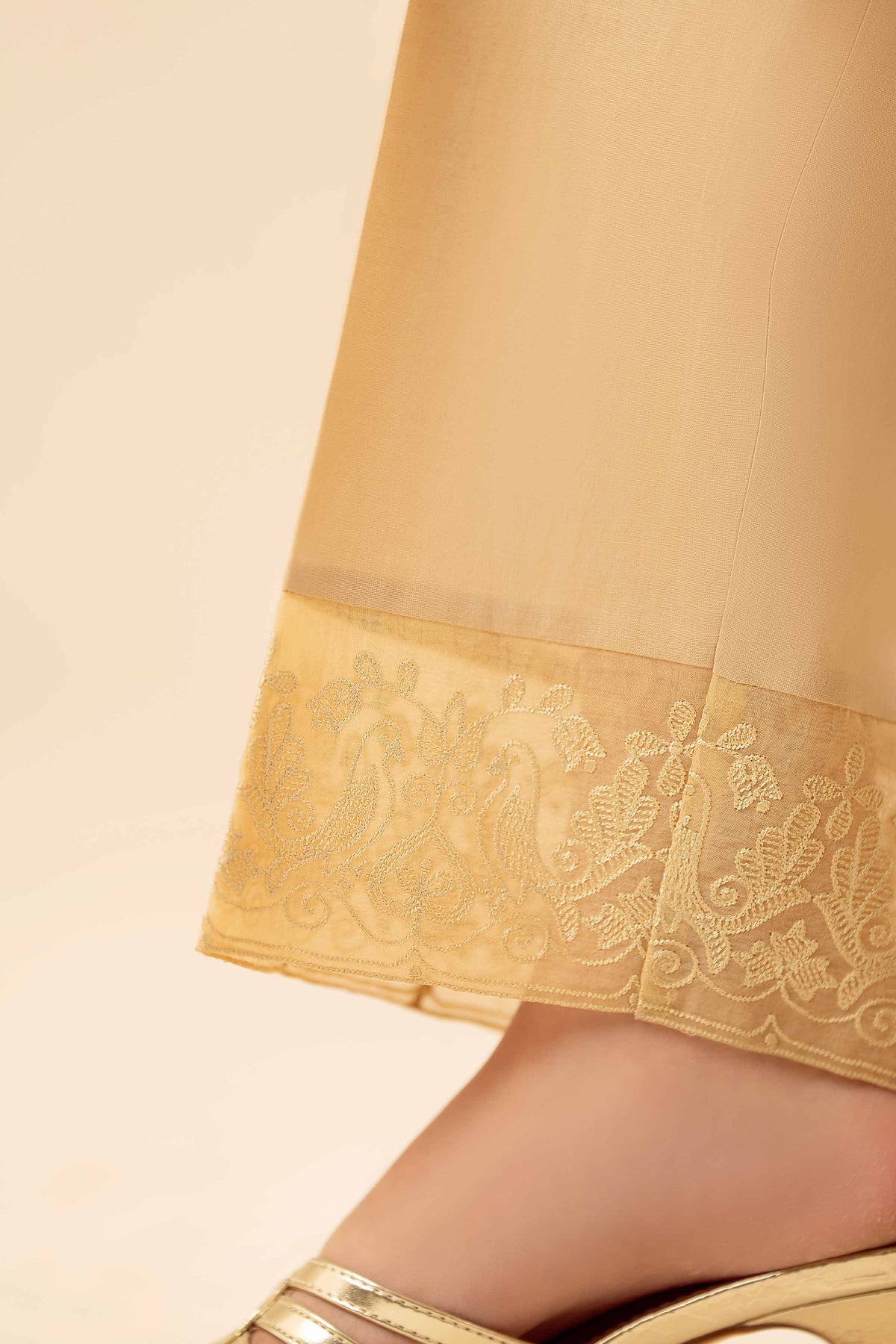 Embroidered Trousers - PW25-138 for Women - Pret Collection | Nishat | Shop Online