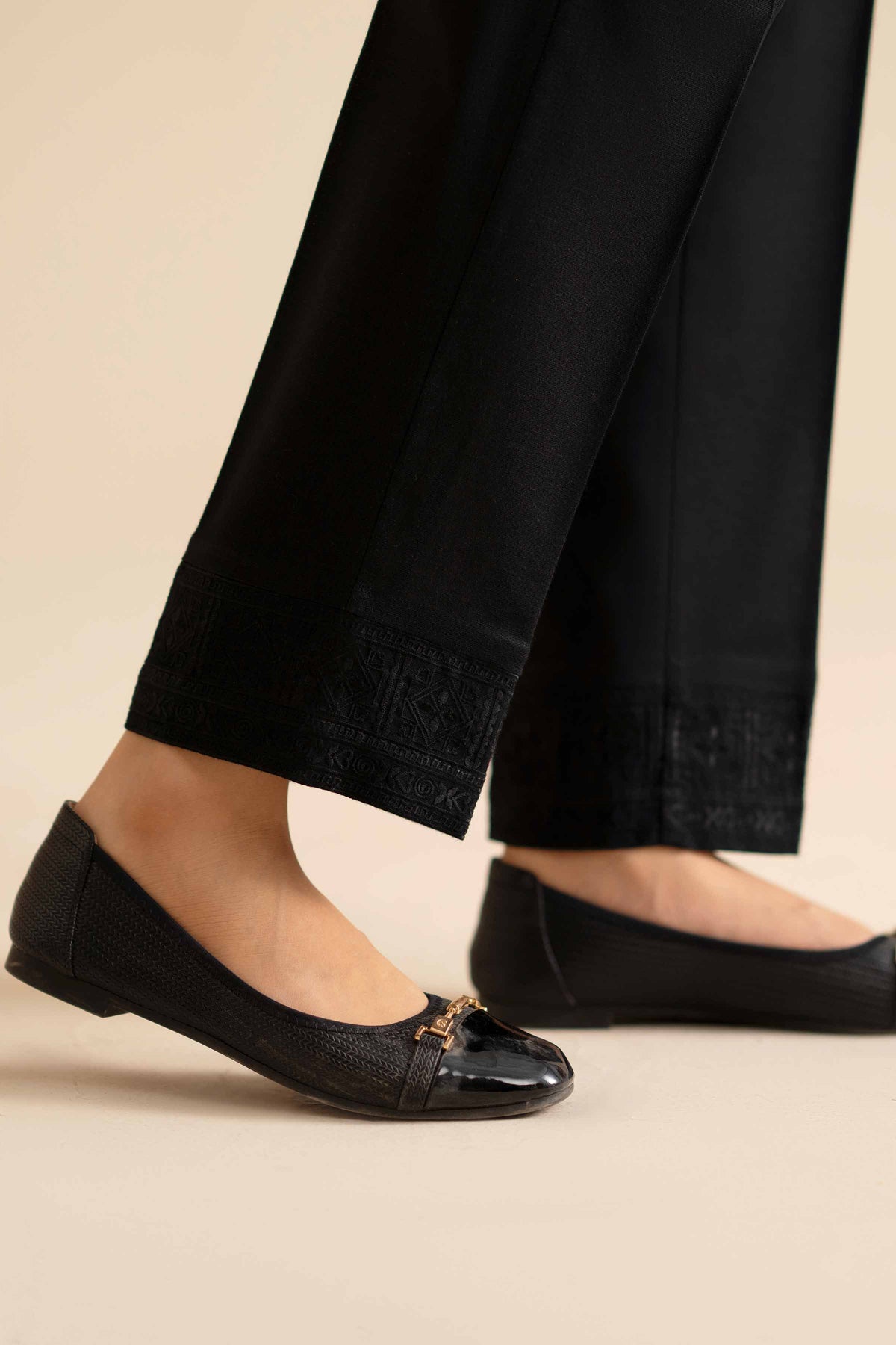 Embroidered Trousers - PW25-141 for Women - Pret Collection | Nishat | Shop Online