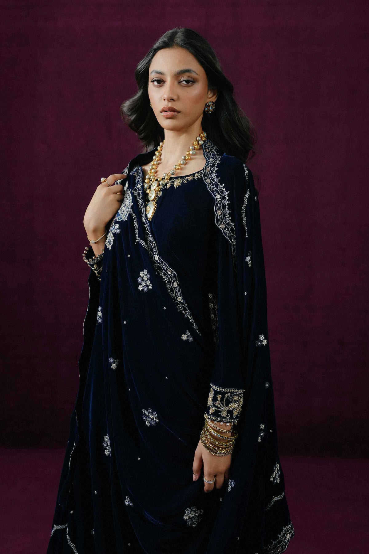 EMBROIDERED SHAWL - ST1PE-BOUT26WV1-20 for Women - Boutique Collection | Nishat | Shop Online
