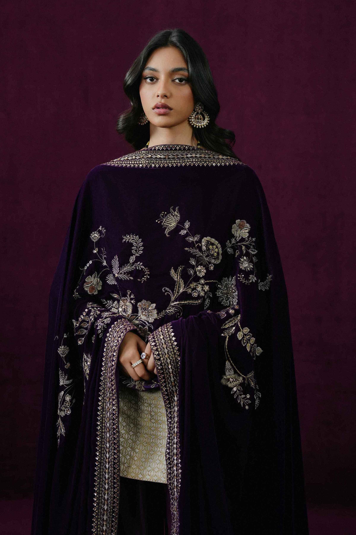 EMBROIDERED SHAWL - ST1PE-BOUT26WV1-21 for Women - Boutique Collection | Nishat | Shop Online