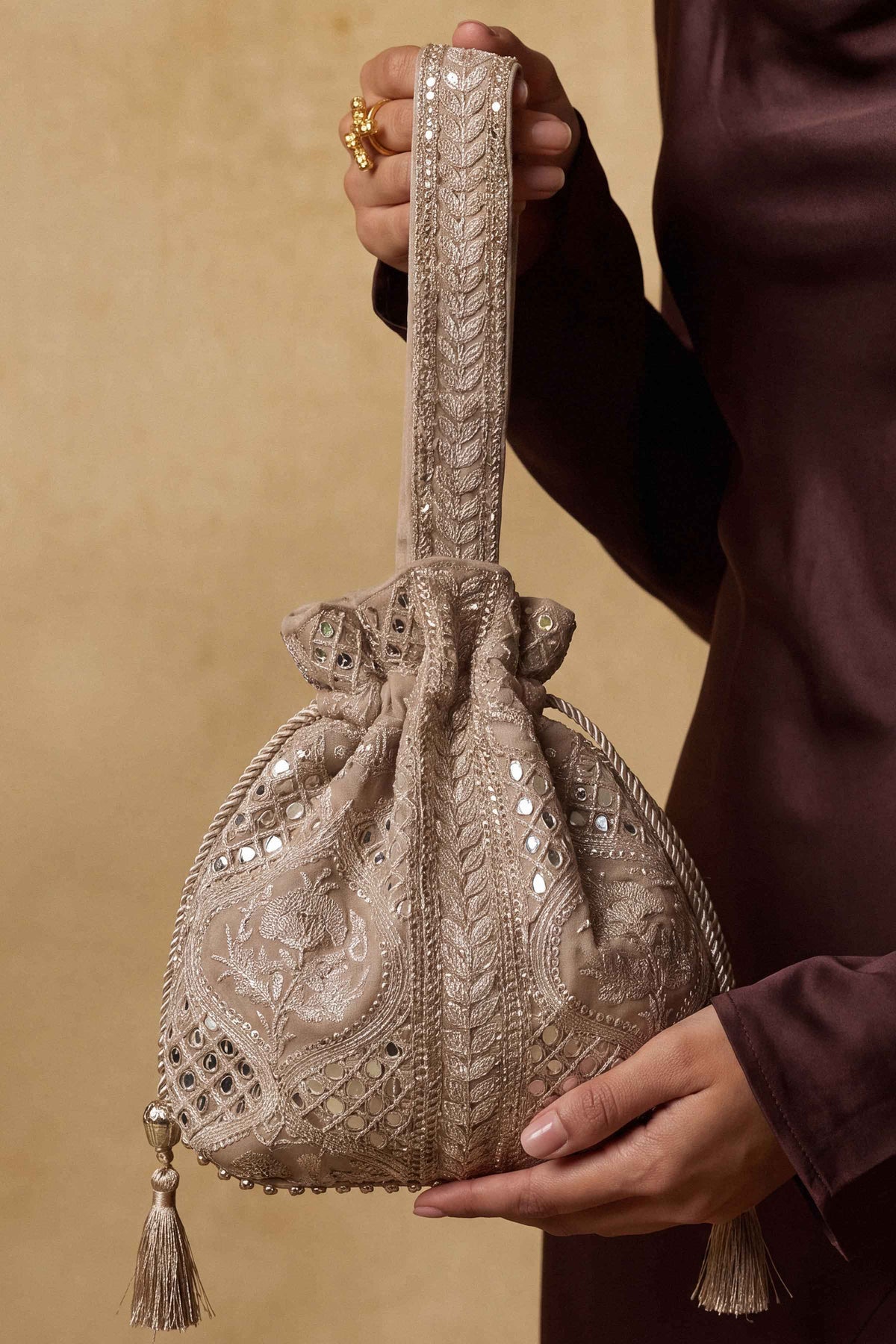 Embroidered Pouch - ST1PE-BOUT26WV1-7 for Women - Boutique Collection | Nishat | Shop Online