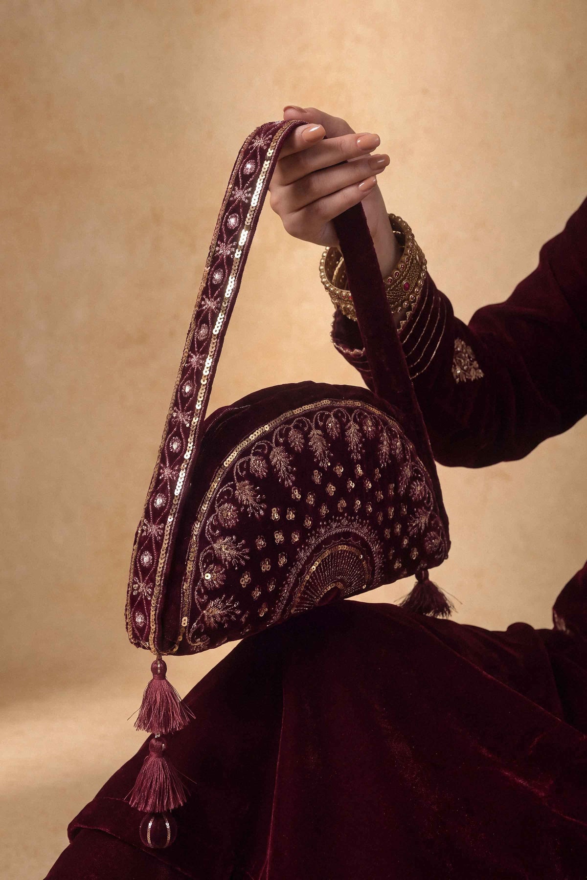 Embroidered Pouch - ST1PE-LUXE26WV2-10 for Women - Pret Collection | Nishat | Shop Online