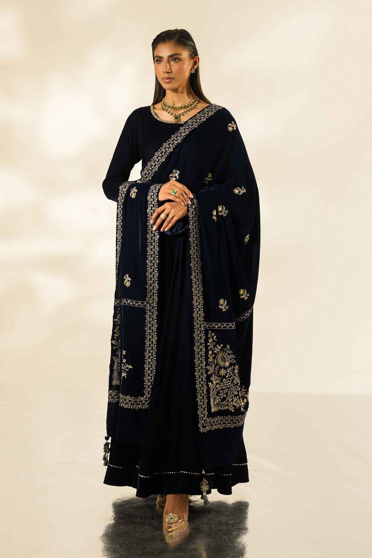 EMBROIDERED SHAWL - ST1SE-LUXE26WV1-8