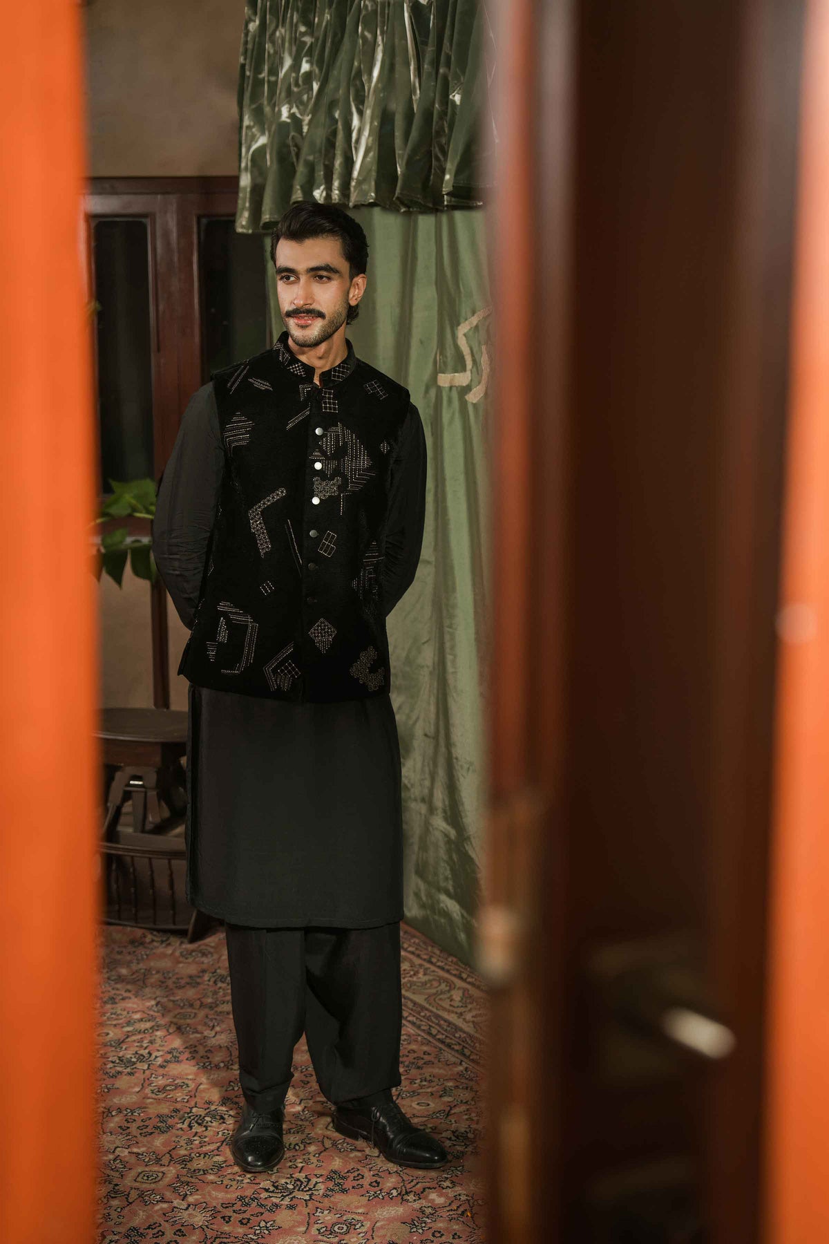 Embroidered Waistcoat - ST1WE-NAQ26WV1-2