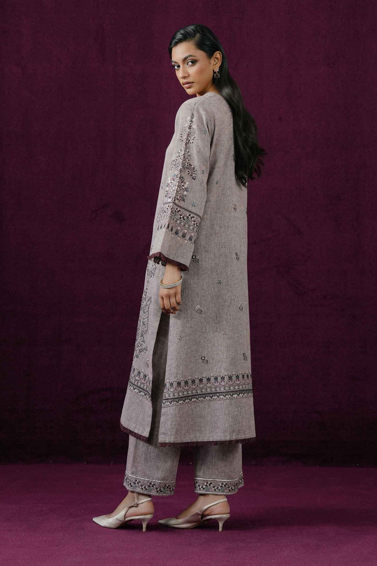 2 PIECE - EMBROIDERED SUIT - ST2PE-BOUT26WV2-15 for Women - Boutique Collection | Nishat | Shop Online