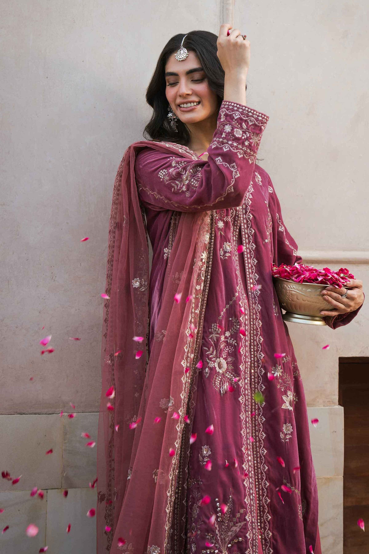 3 PIECE - EMBROIDERED SUIT - ST3PE-LUXE26WV1-16