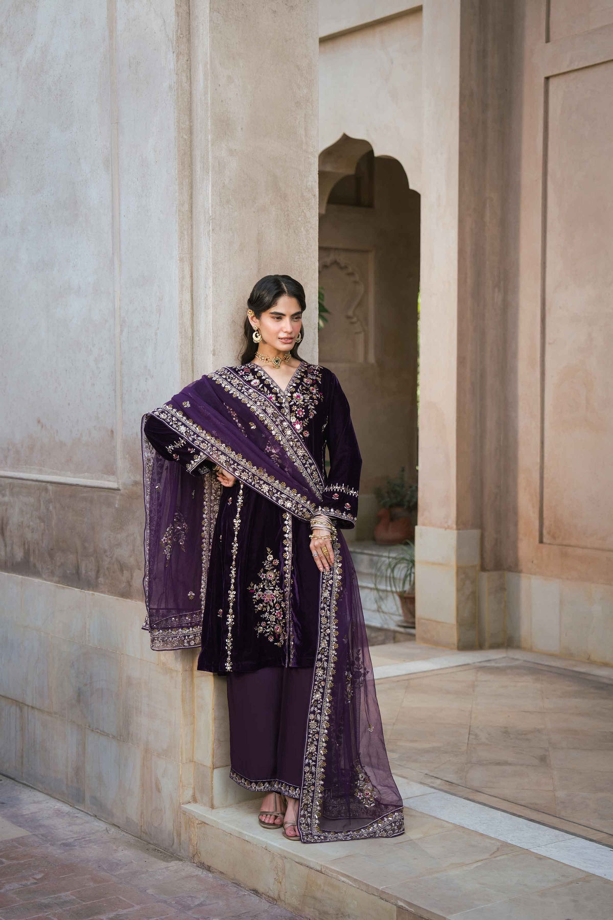 3 PIECE - EMBROIDERED SUIT - ST3PE-LUXE26WV1-17