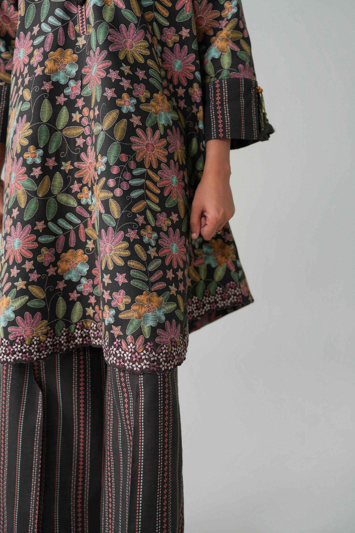 2 Piece - Printed Embroidered Suit - U2STE-NISHA26WV1-43