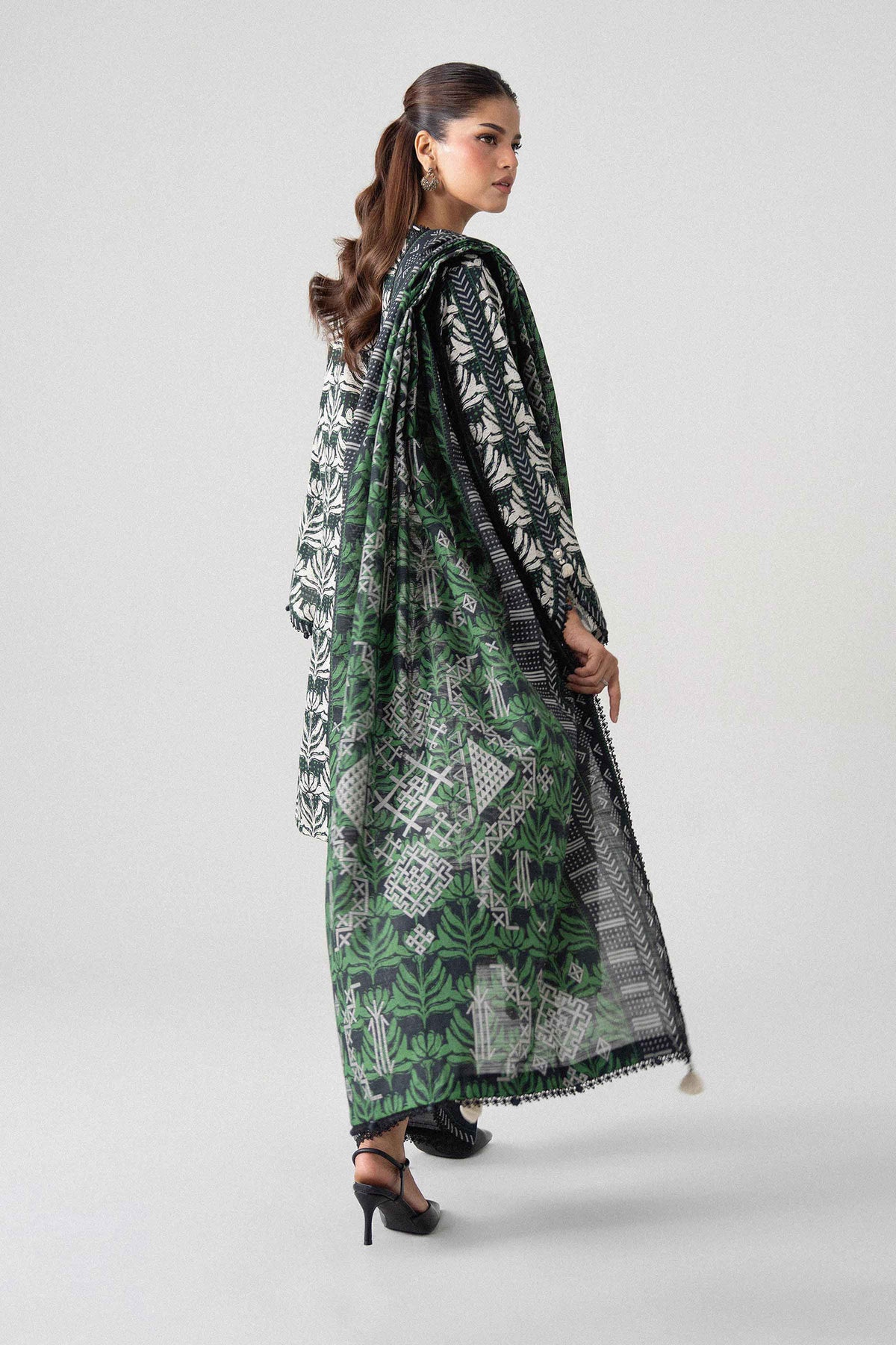 3 Piece - Printed Suit - U3P-NISHA26WV1-25 for Women - Unstitched Collection | Nishat | Shop Online