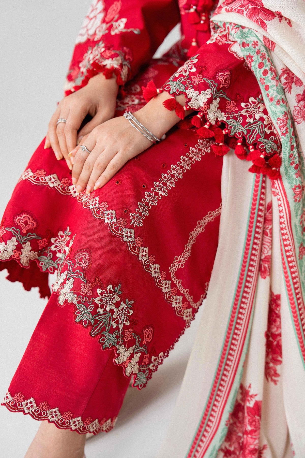 3 Piece - Printed Embroidered Suit - U3PE-NISHA26WV1-208