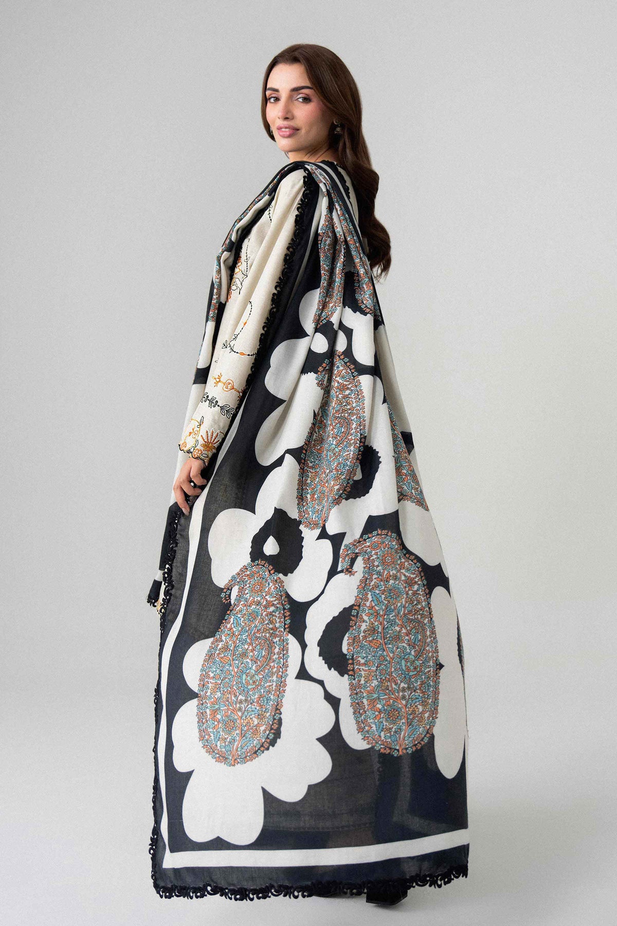 3 Piece - Printed Embroidered Suit - U3PE-NISHA26WV1-218