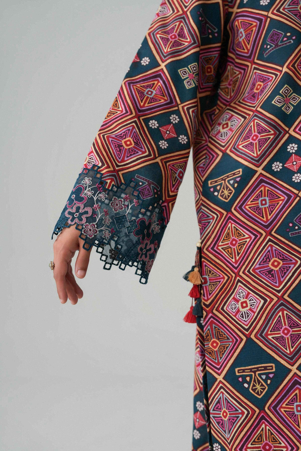 3 Piece - Printed Embroidered Suit - U3PE-NISHA26WV1-95