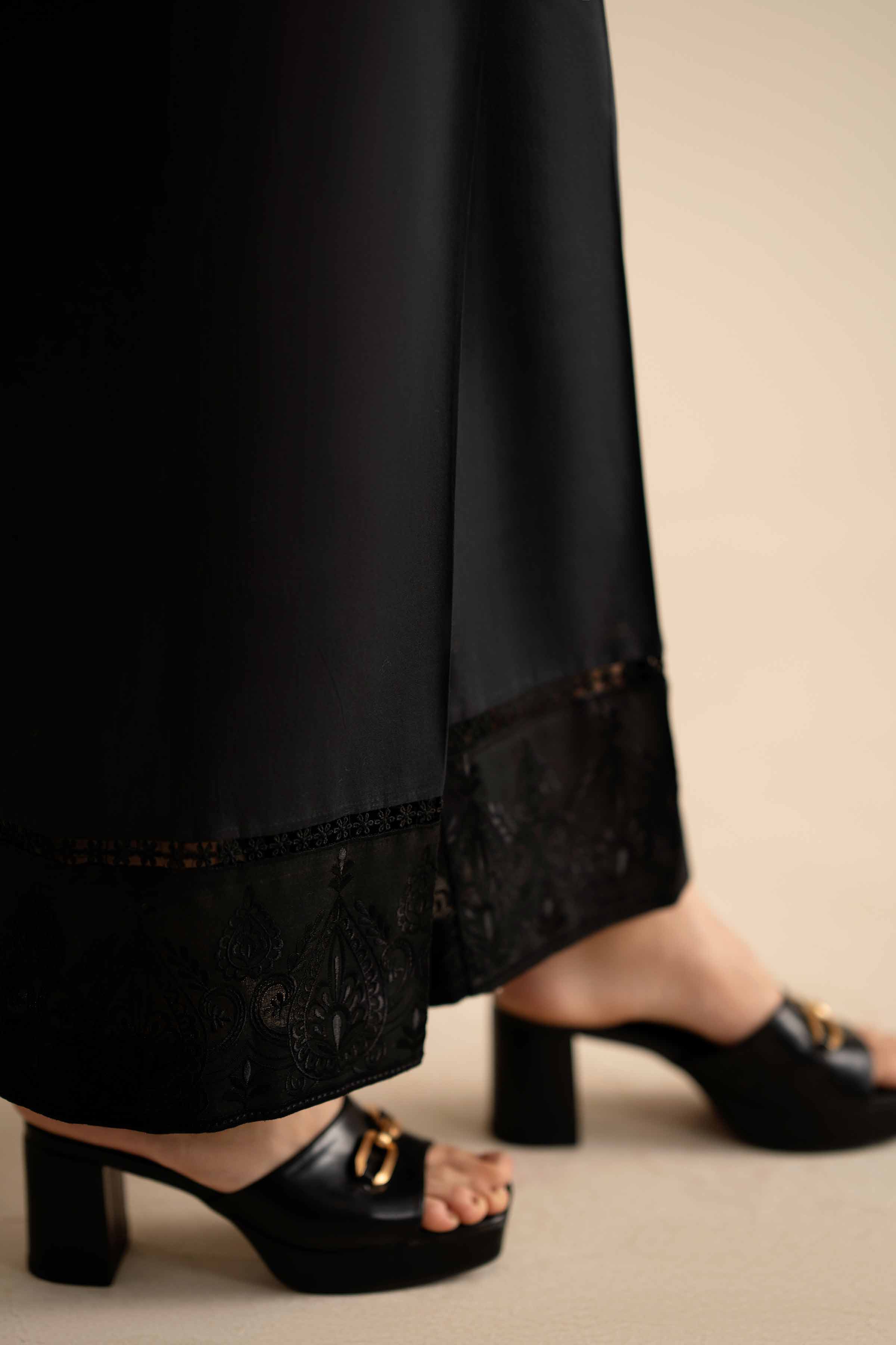 Embroidered Trousers - PW25-166 for Women - Pret Collection | Nishat | Shop Online