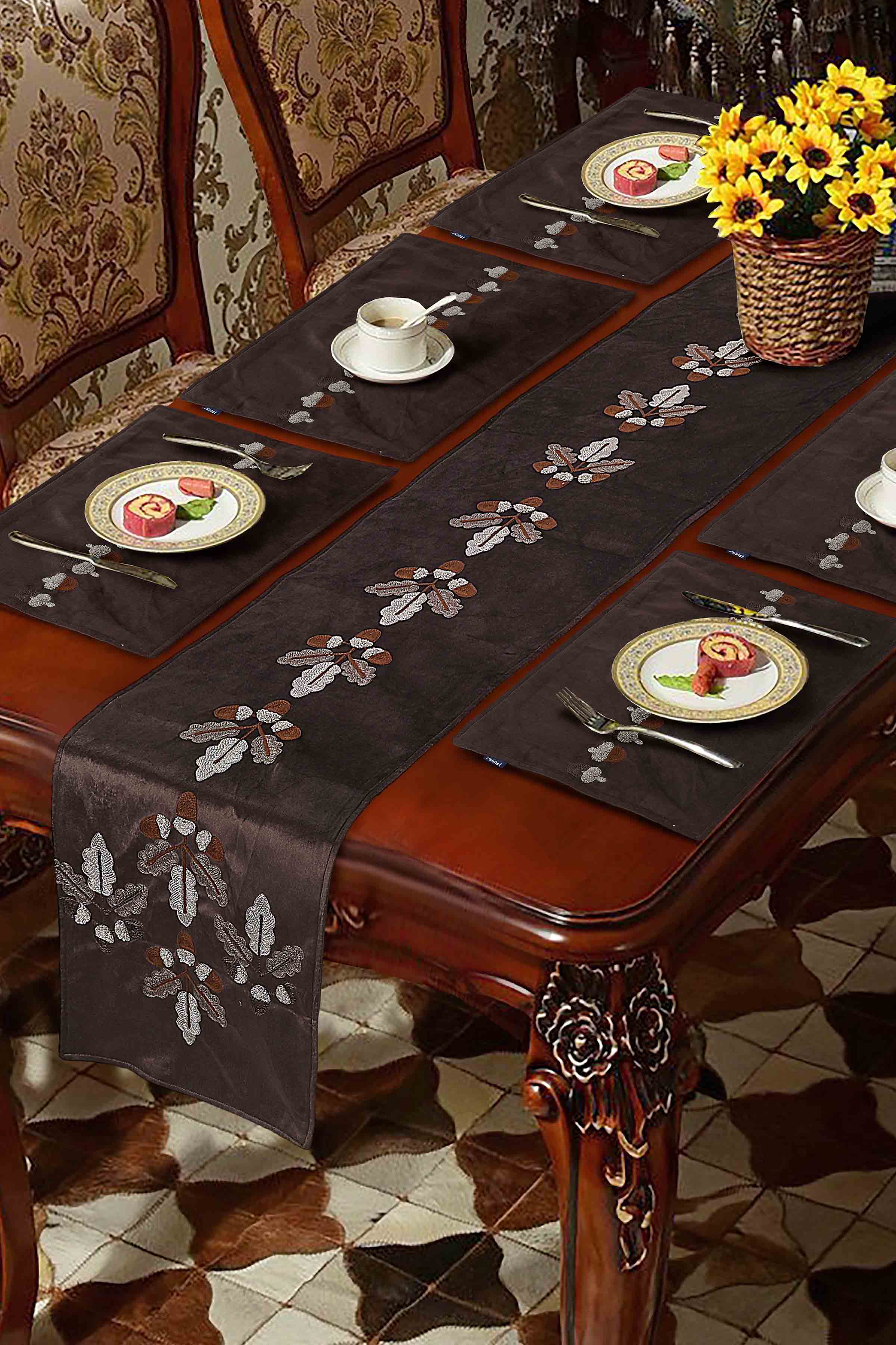 Table Runner Nishat – NISHAT