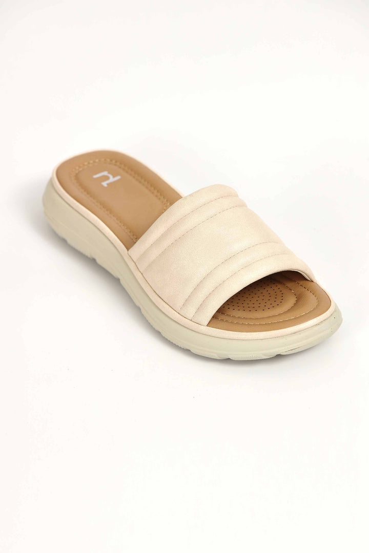 Women Off White Chappal