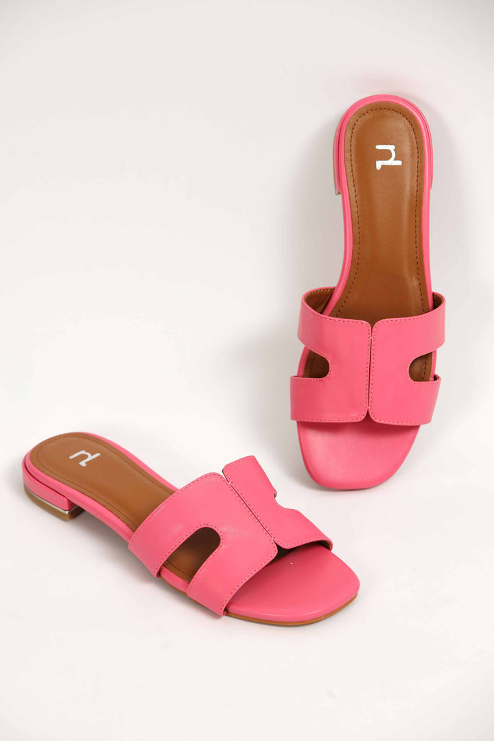 Women Pink Chappal