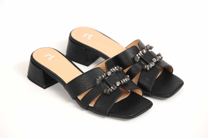 Women Black Chappal