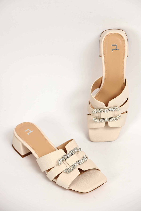 Women Beige Chappal