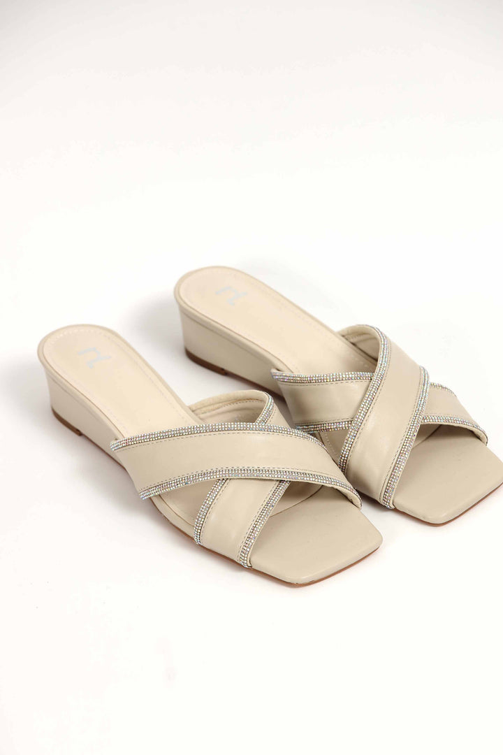 Women Beige Chappal