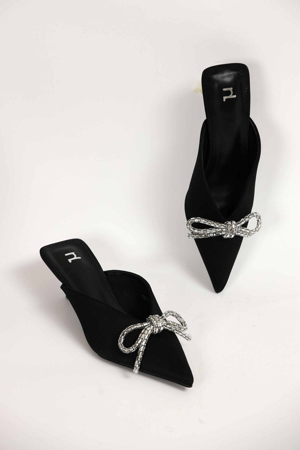 Women Black Pumps