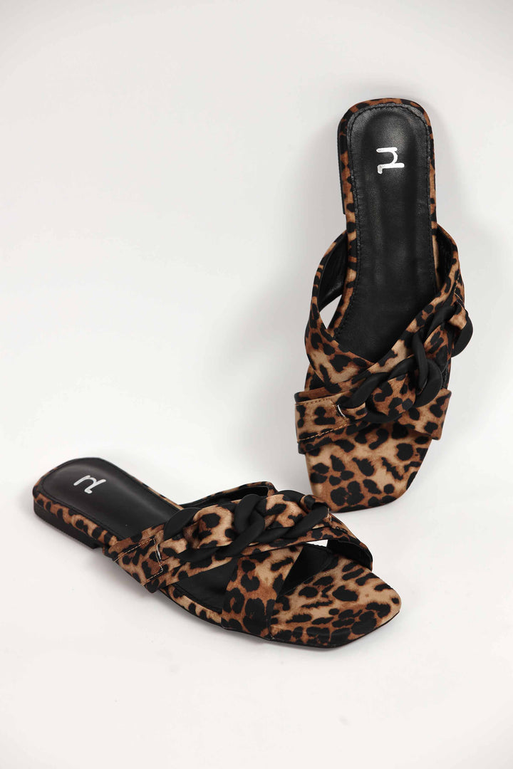 Women Leopard Chappal