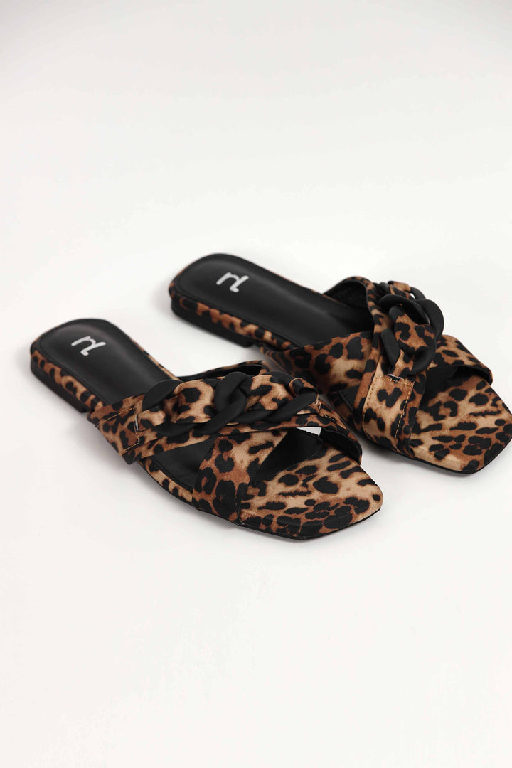 Women Leopard Chappal