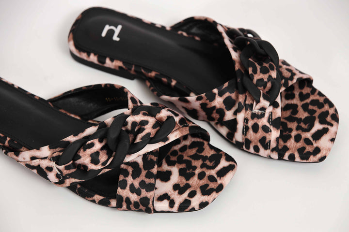 Women Light Leopard Chappal