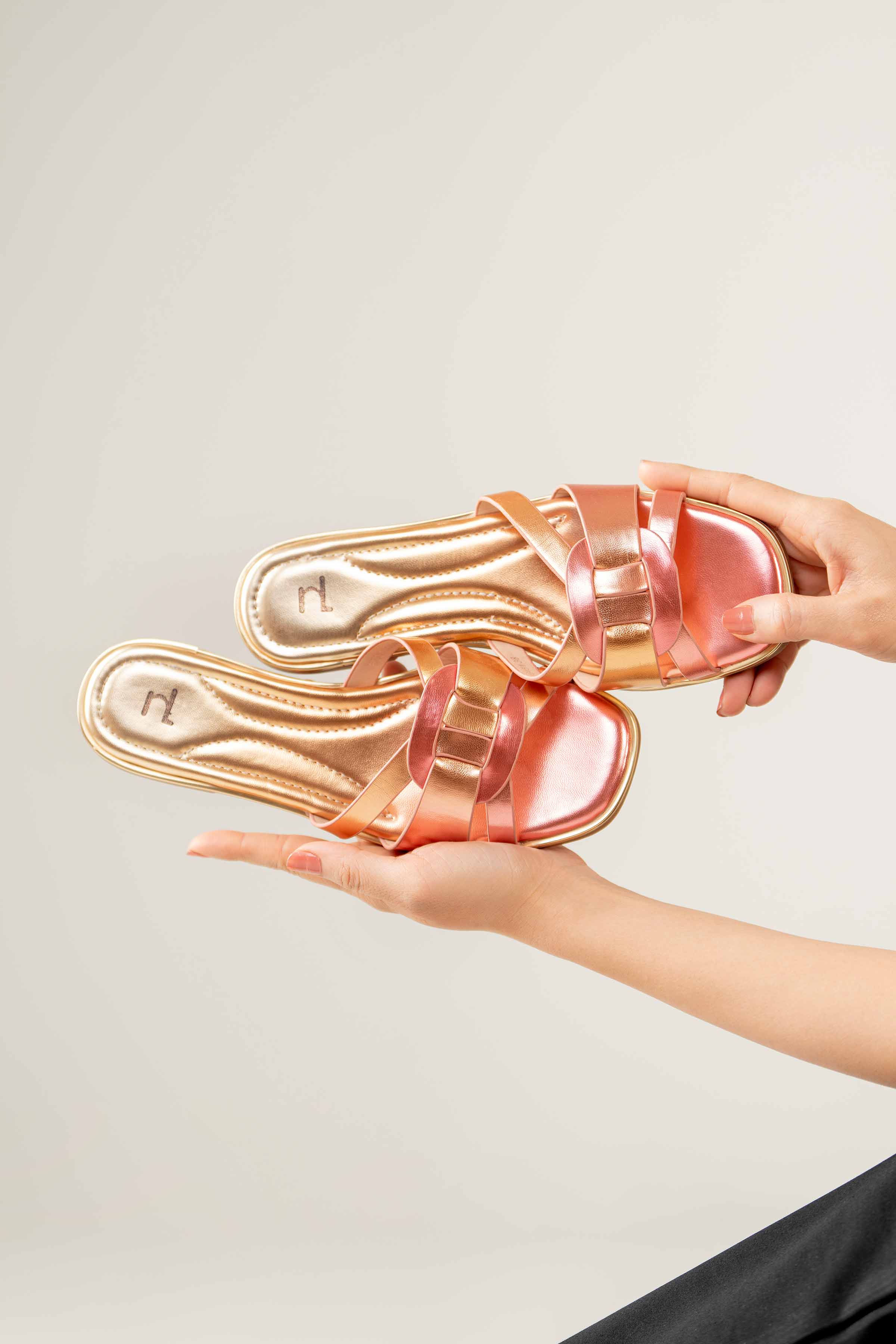 Pink Chappal-440582905 for Women - Fashion Collection | Nishat | Shop Online